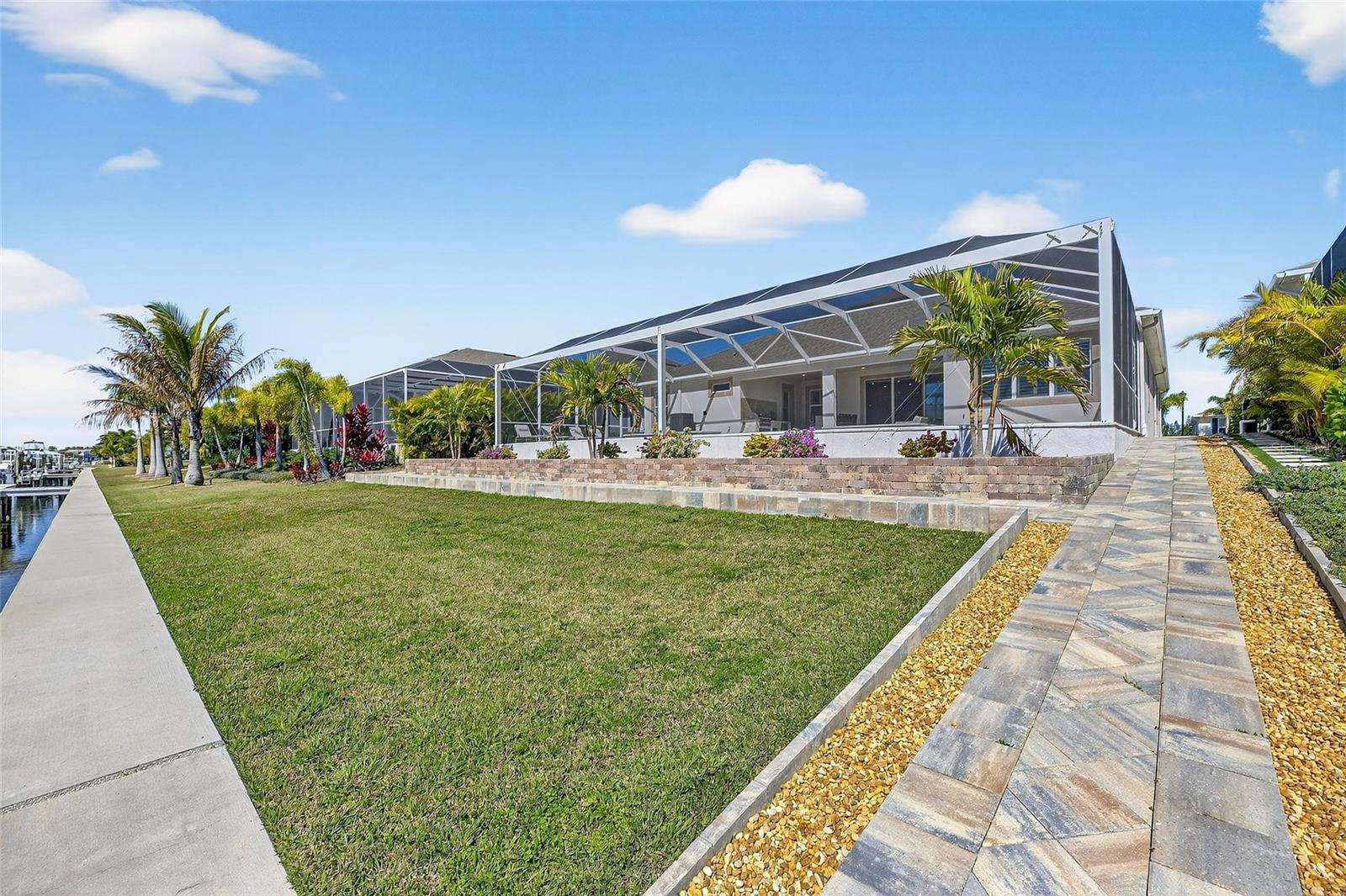 Image 65 of 100 For 994 Signet Drive