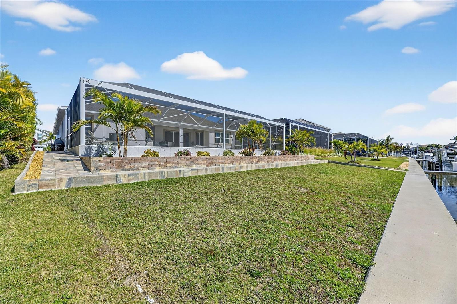 Image 67 of 100 For 994 Signet Drive