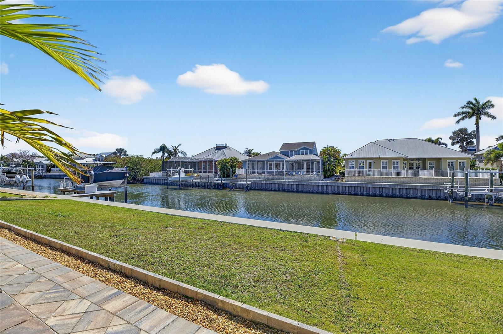 Image 68 of 100 For 994 Signet Drive