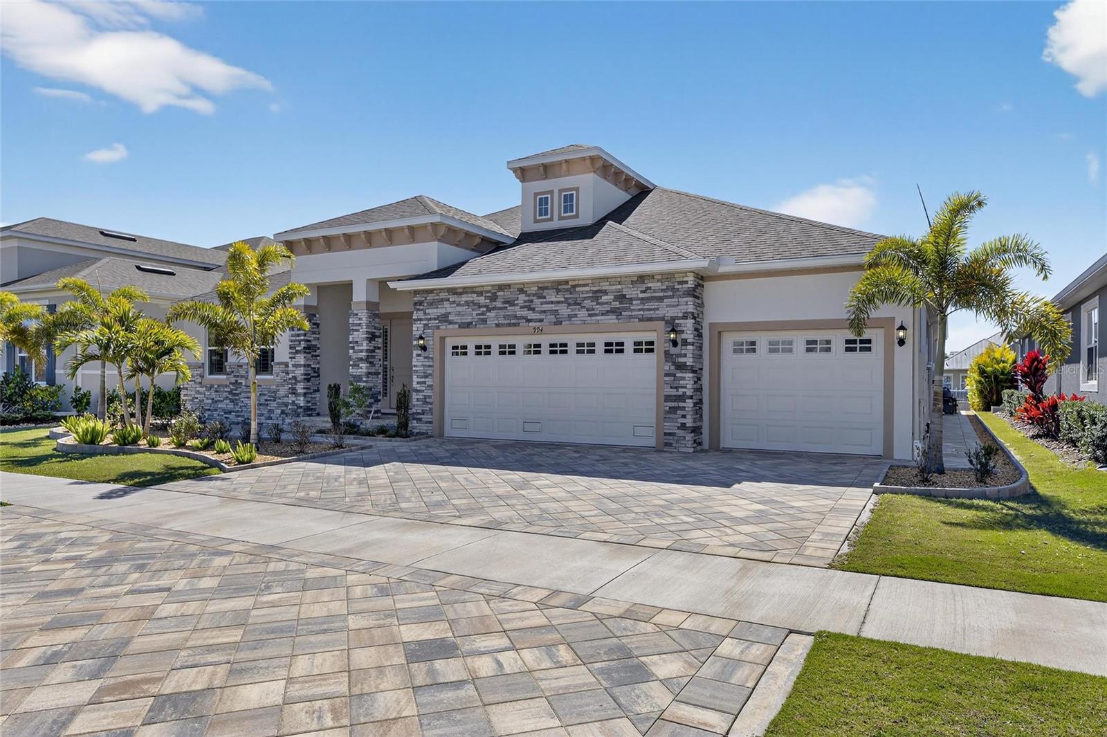 Image 73 of 100 For 994 Signet Drive