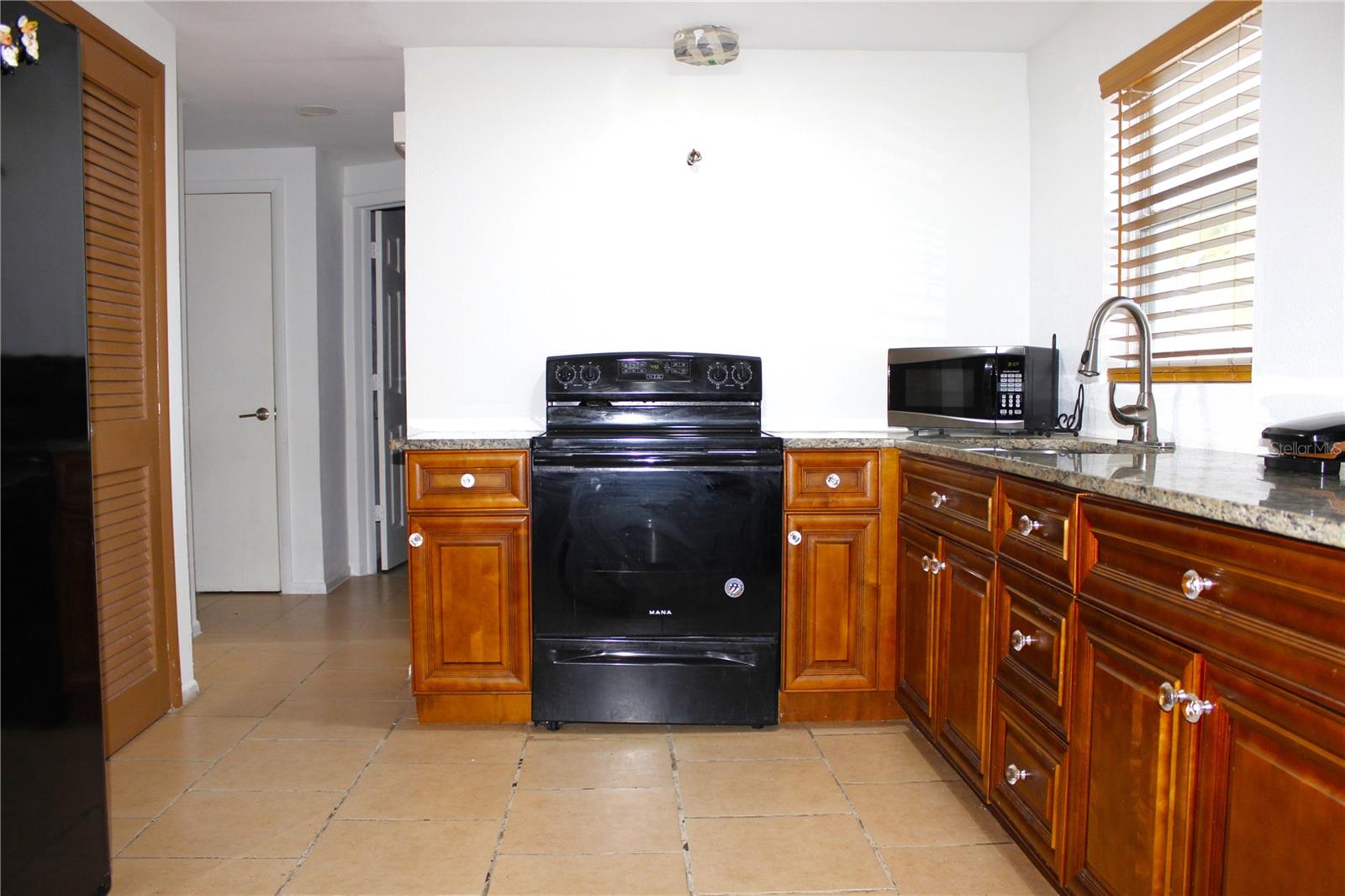 Image 32 of 47 For 3542 Connon Drive