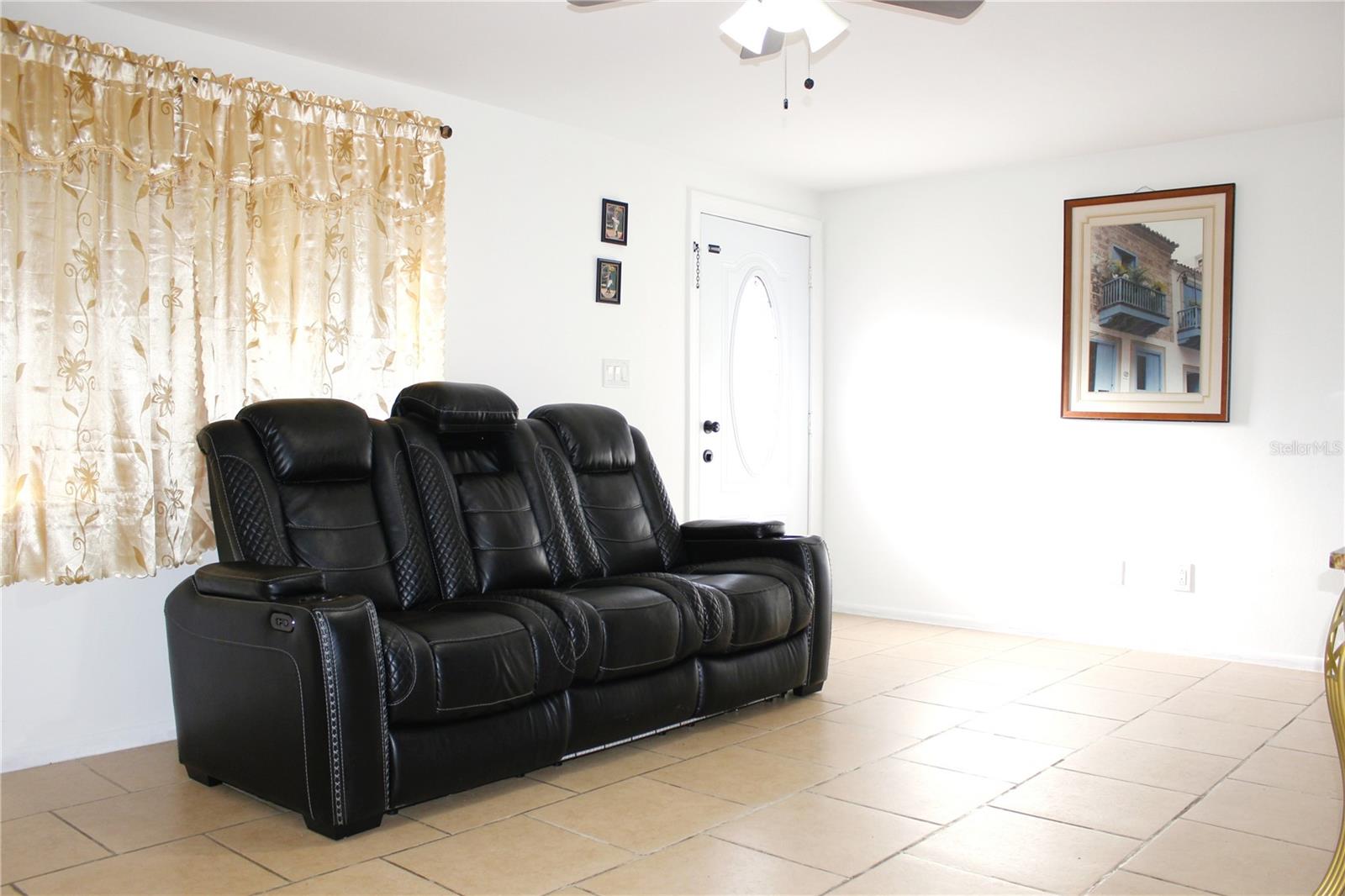 Image 40 of 47 For 3542 Connon Drive