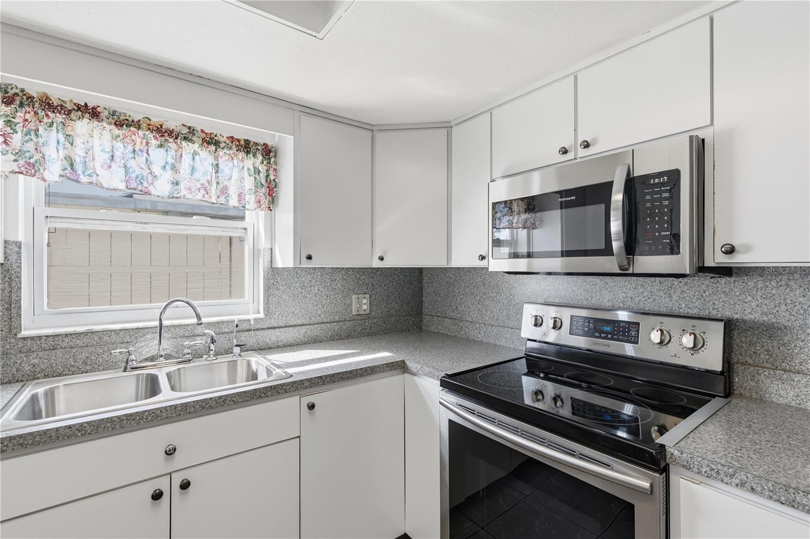 Image 10 of 18 For 9004 Lido Lane