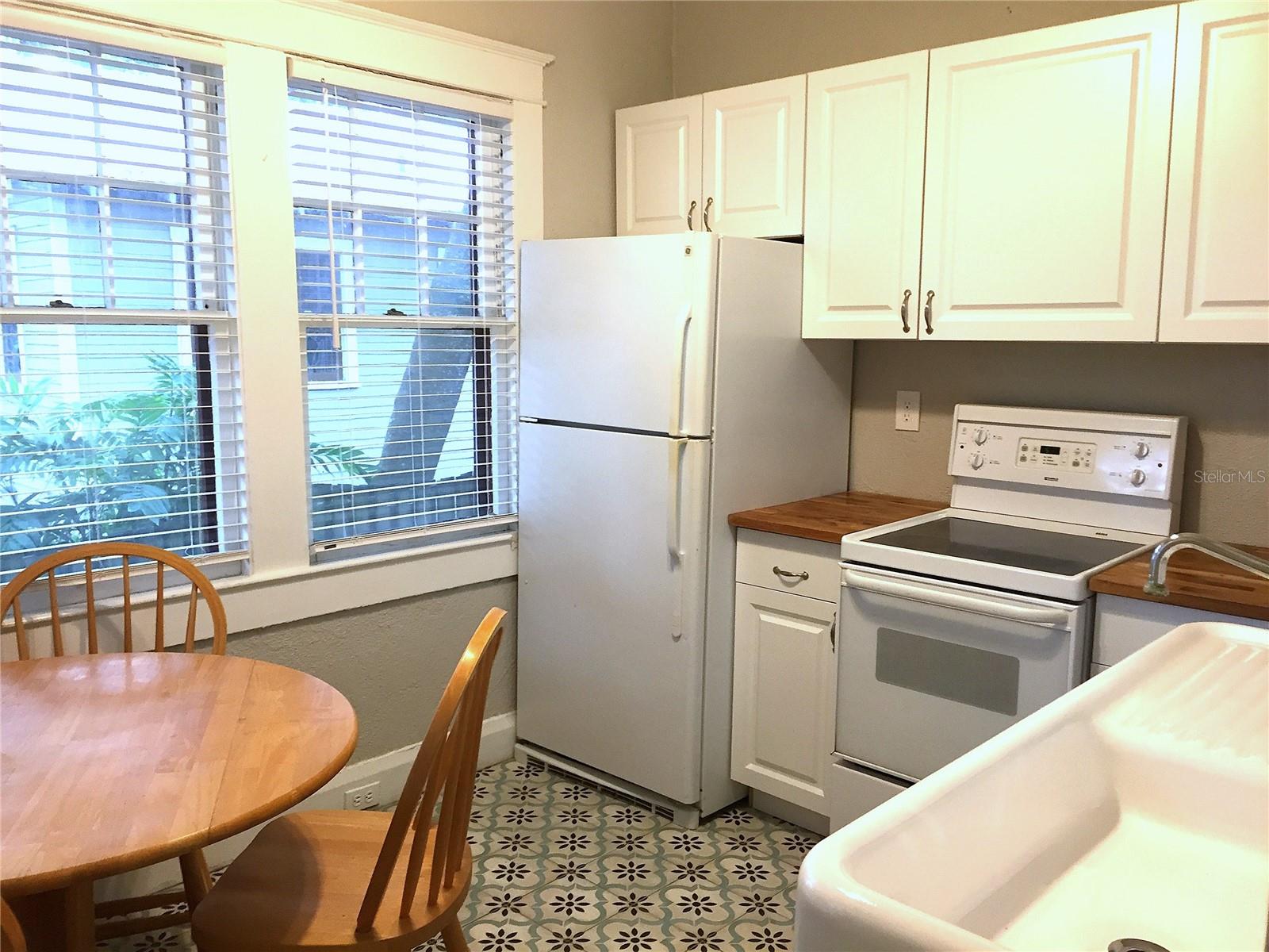 Image 12 of 18 For 1002 Crenshaw Street