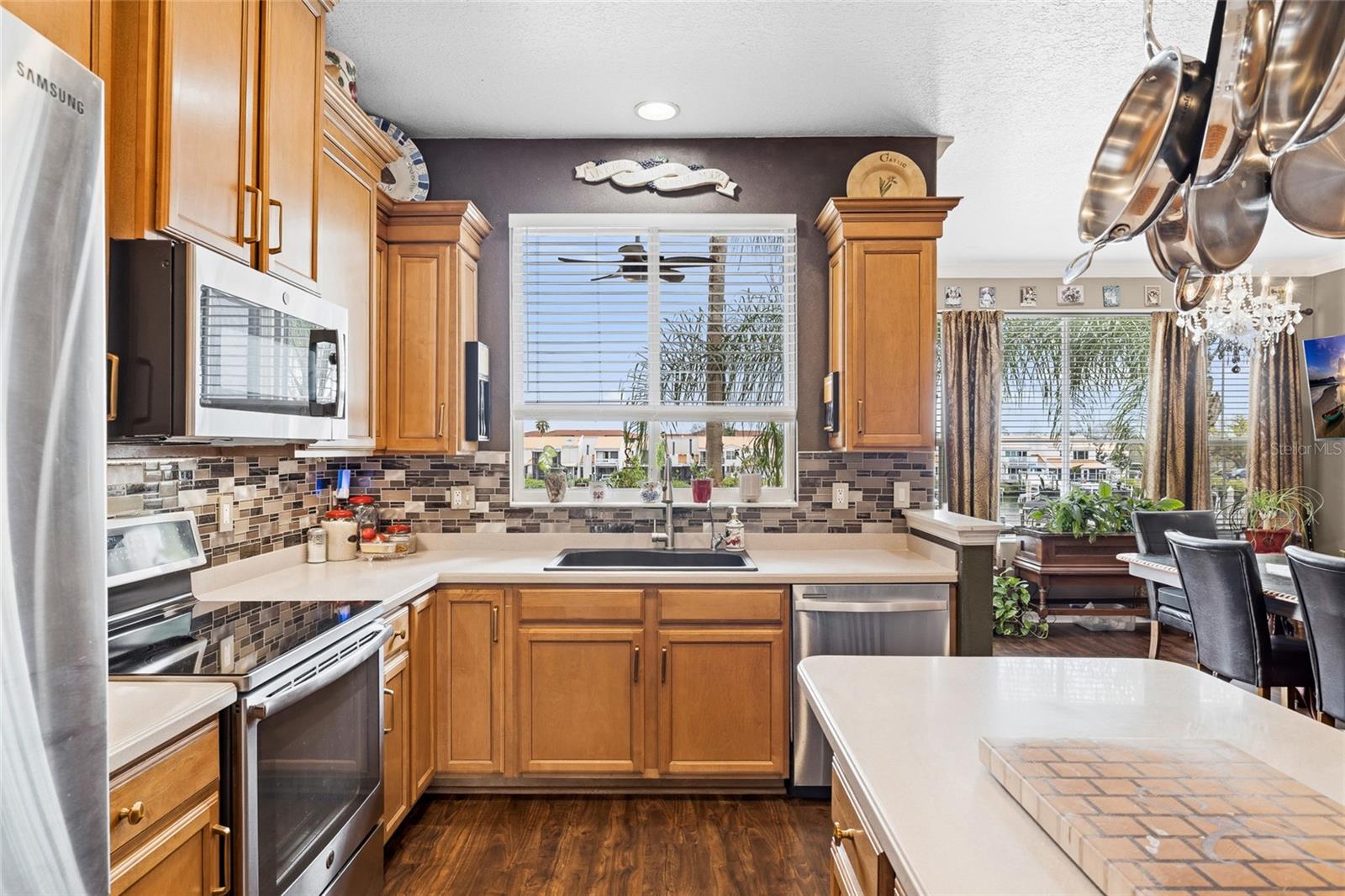 Image 12 of 57 For 4319 Spinnaker Cove Ln