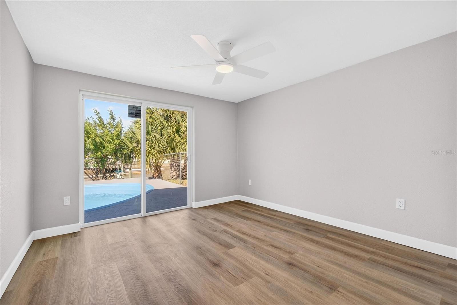 Image 18 of 33 For 4349 Rudder Way