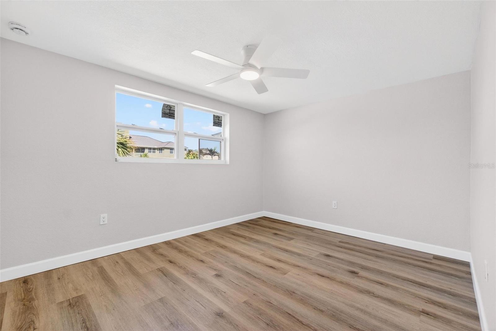 Image 20 of 33 For 4349 Rudder Way