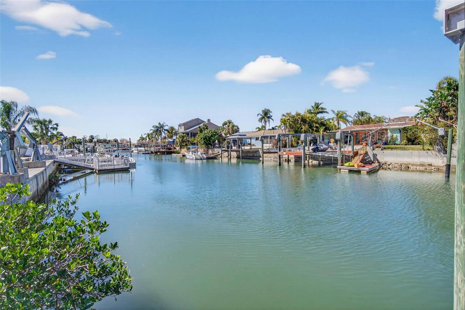 Image 29 of 33 For 4349 Rudder Way