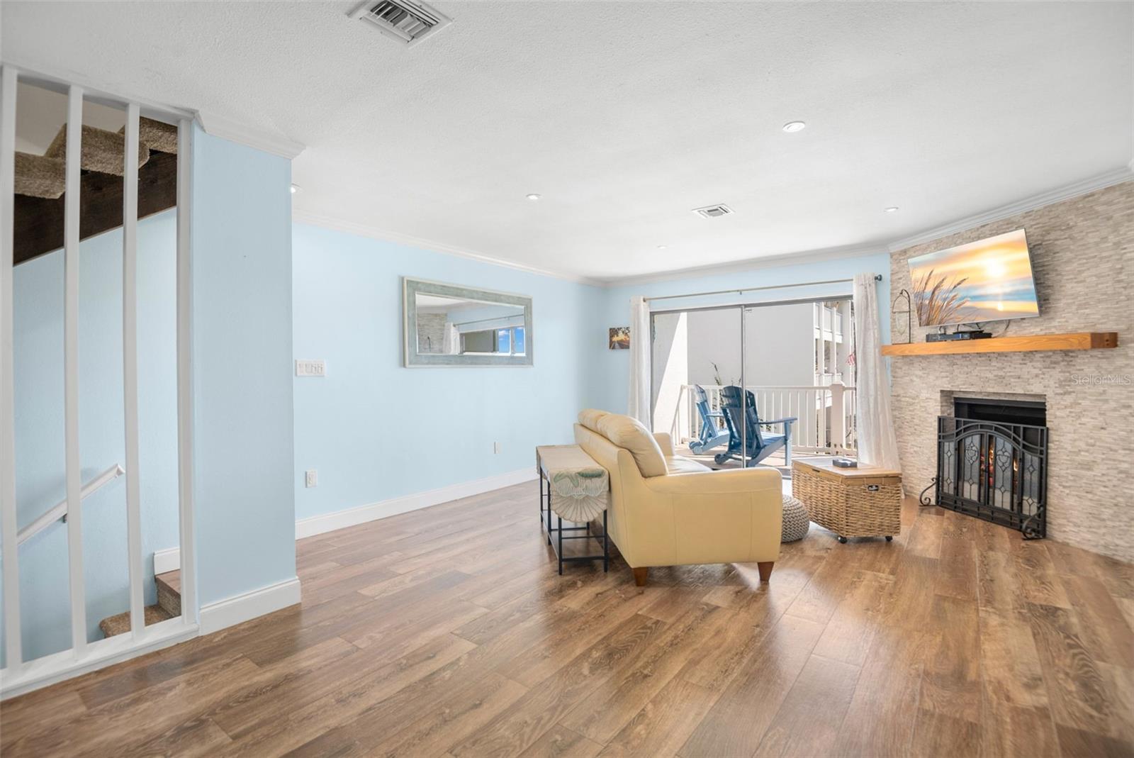 Image 10 of 46 For 12320 Capri Circle N 404