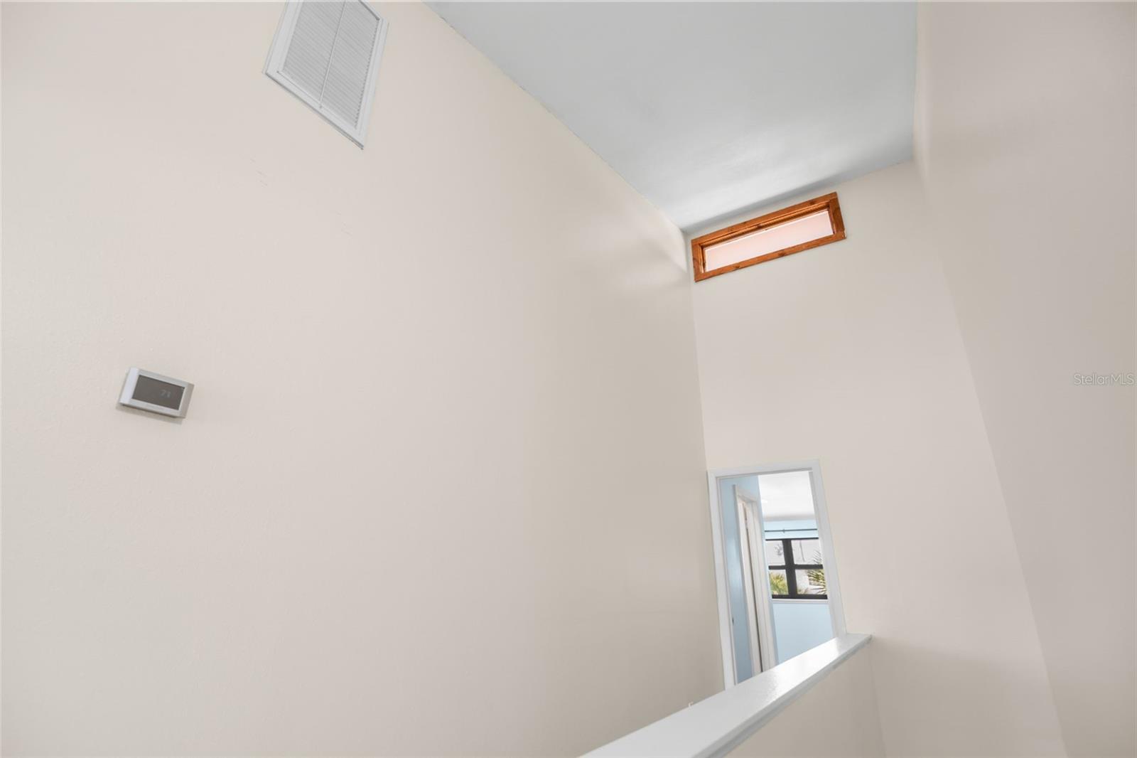 Image 32 of 46 For 12320 Capri Circle N 404