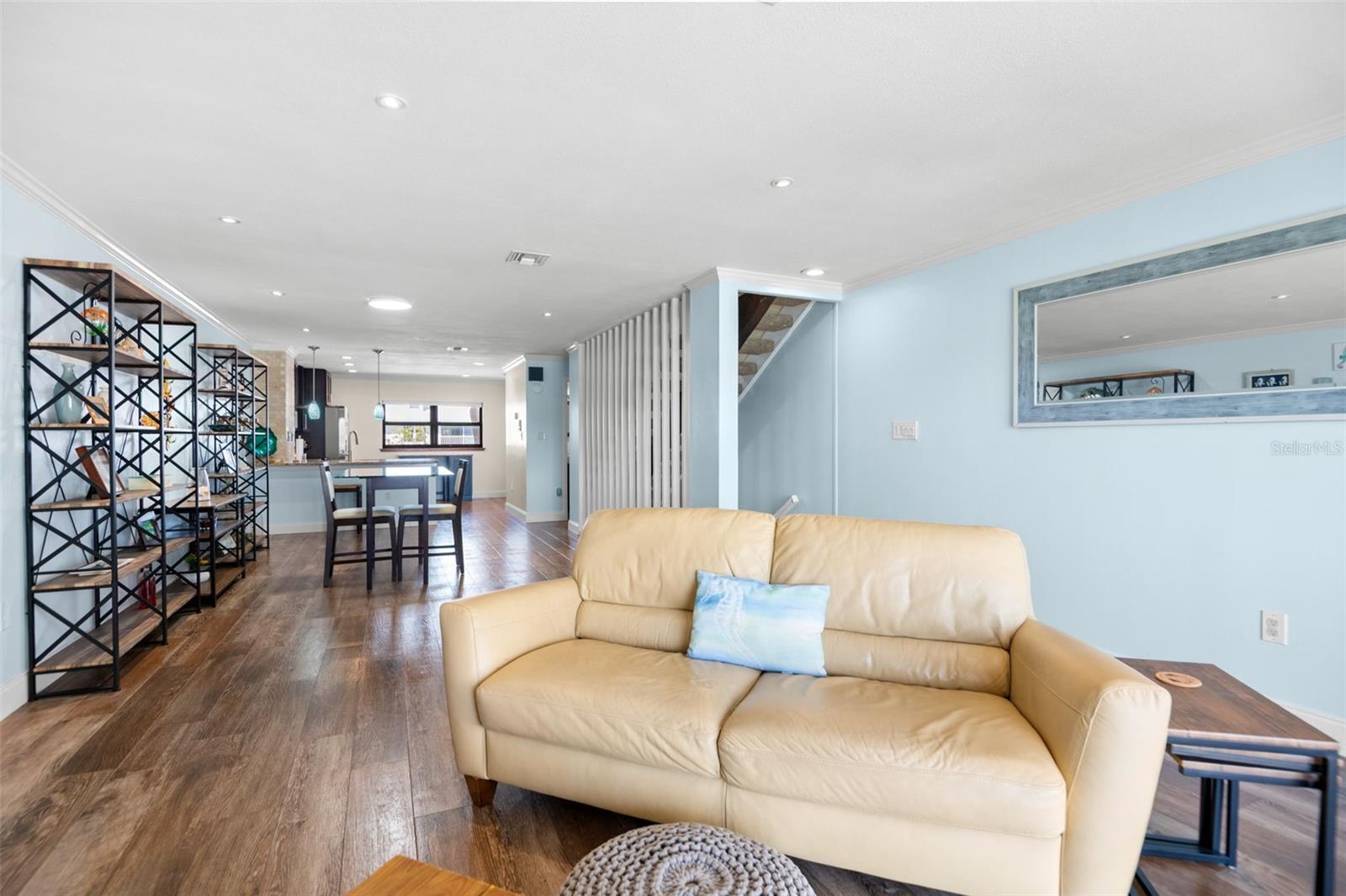 Image 8 of 46 For 12320 Capri Circle N 404