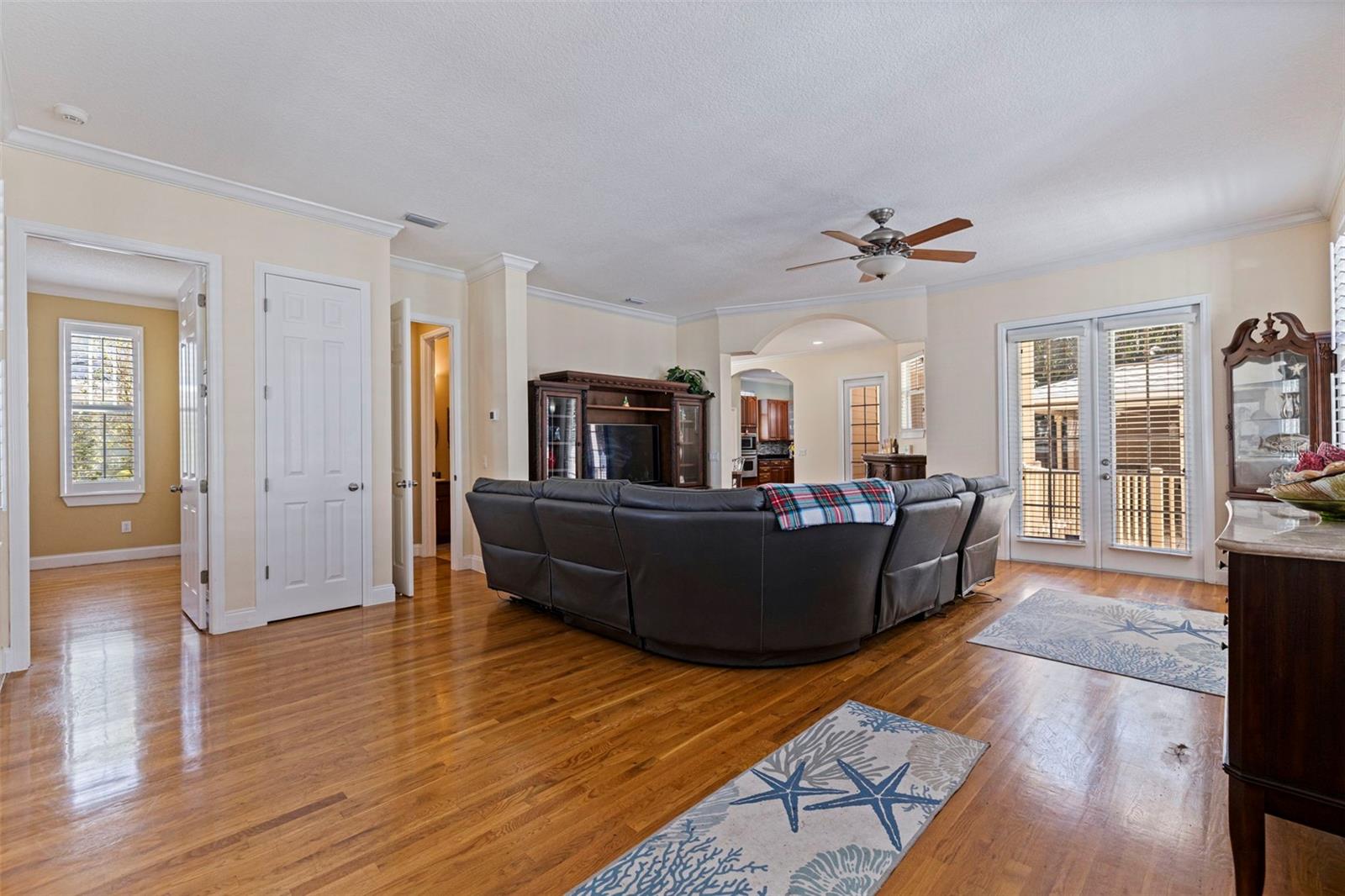 Image 9 of 54 For 3104 Fielder Street