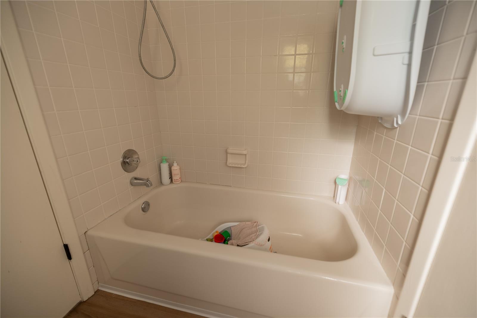 Image 32 of 49 For 3728 Murray Dale Drive