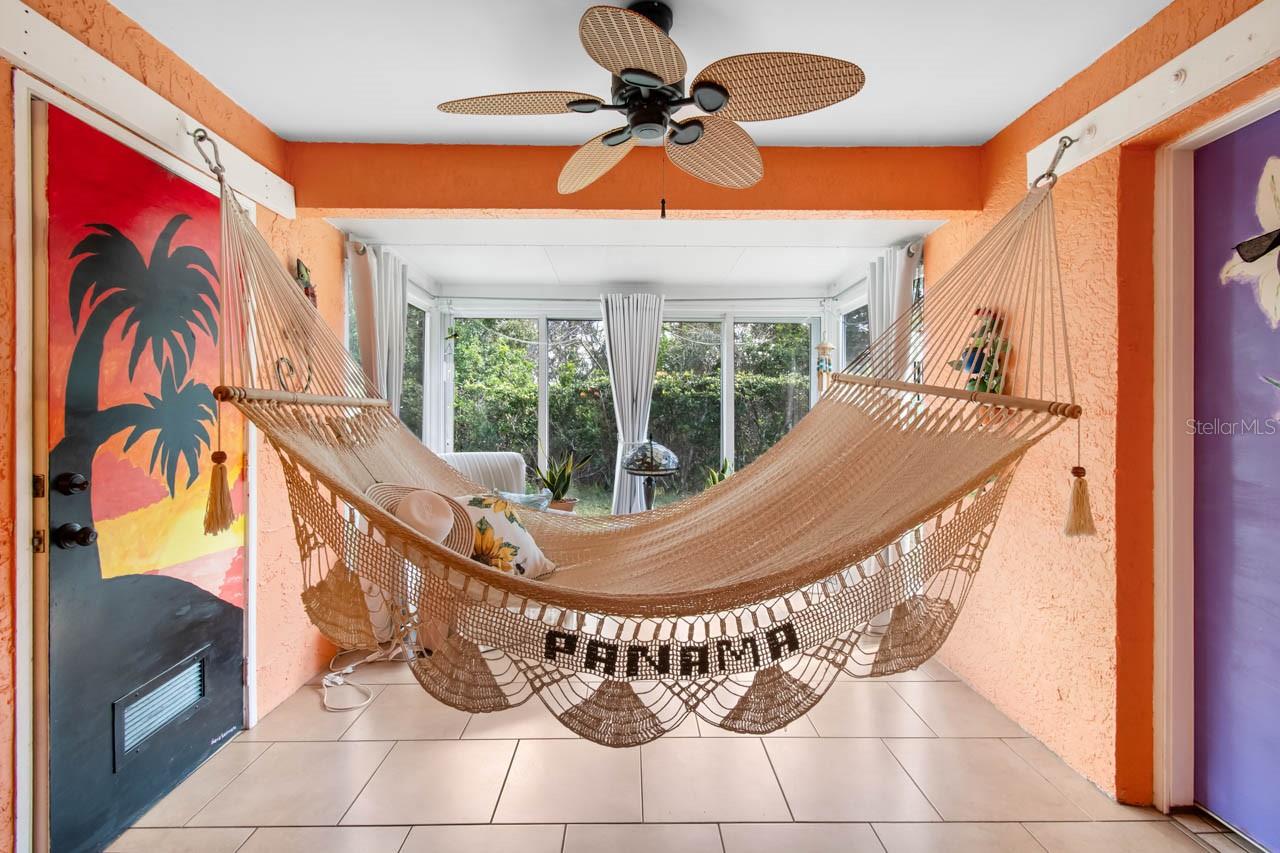 Image 14 of 63 For 324 Knottwood Court