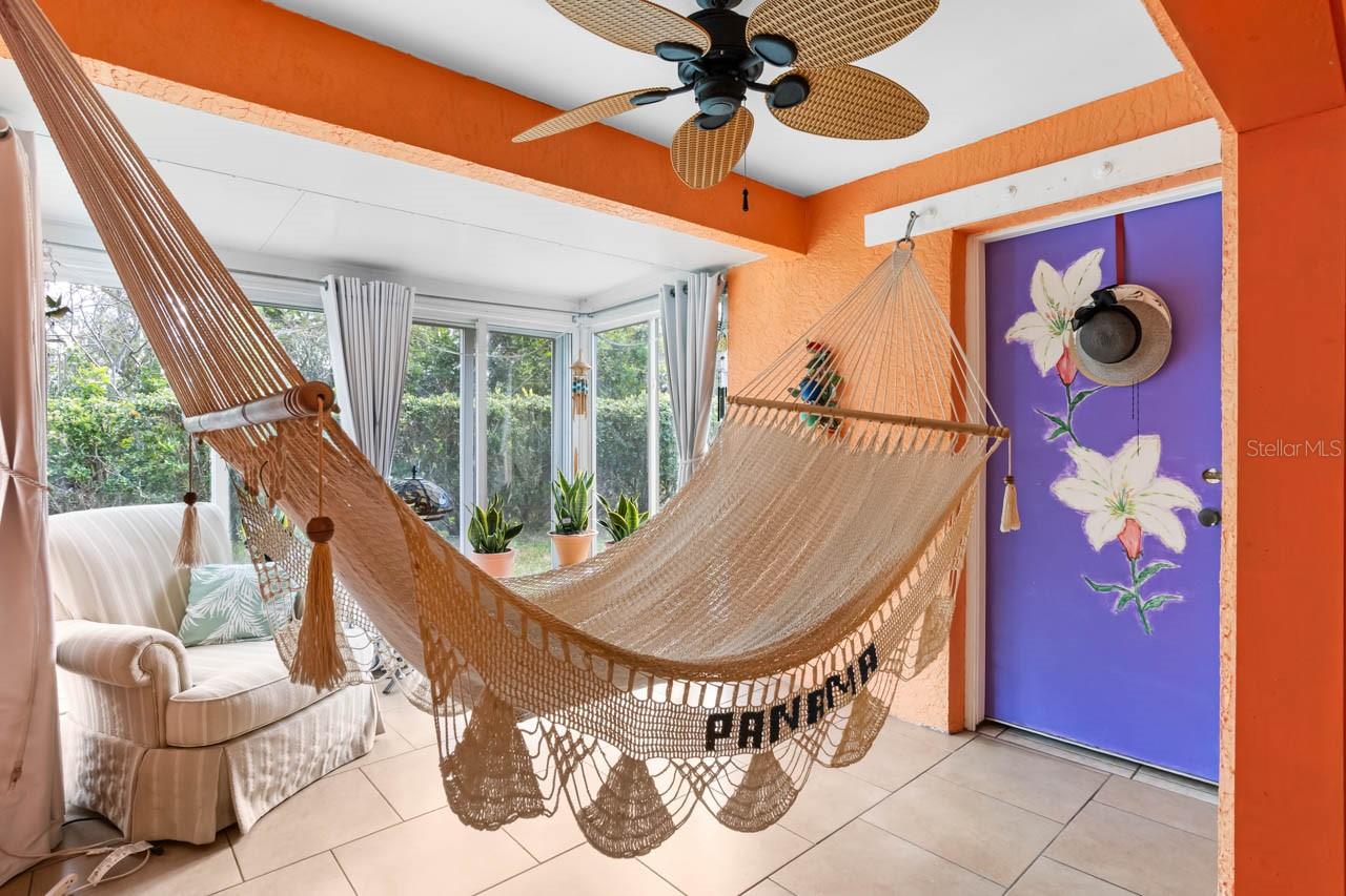 Image 15 of 63 For 324 Knottwood Court