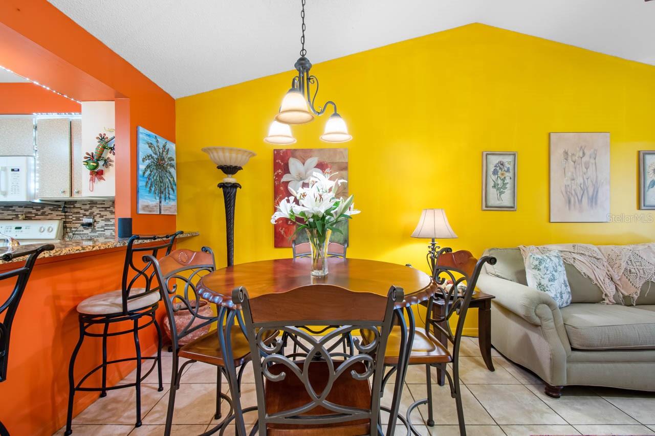 Image 8 of 63 For 324 Knottwood Court