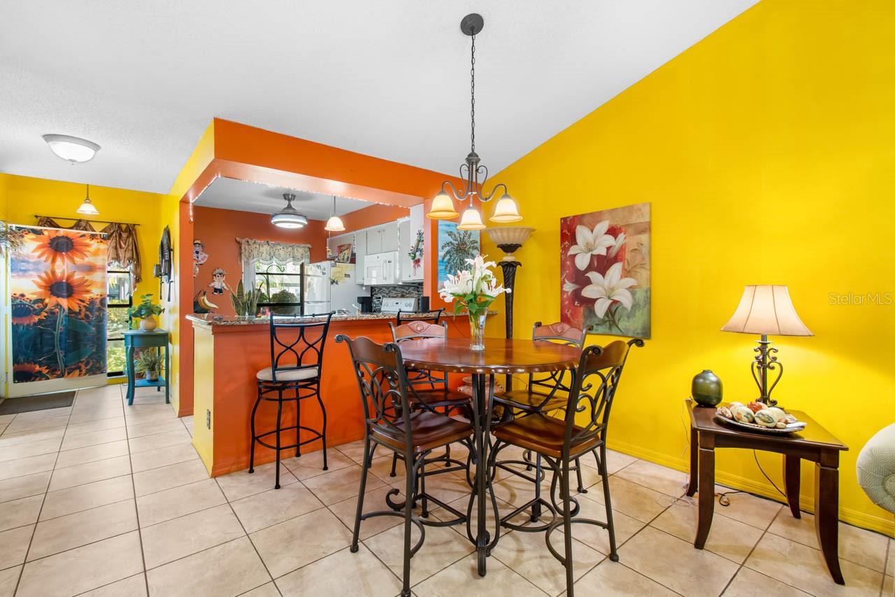 Image 9 of 63 For 324 Knottwood Court