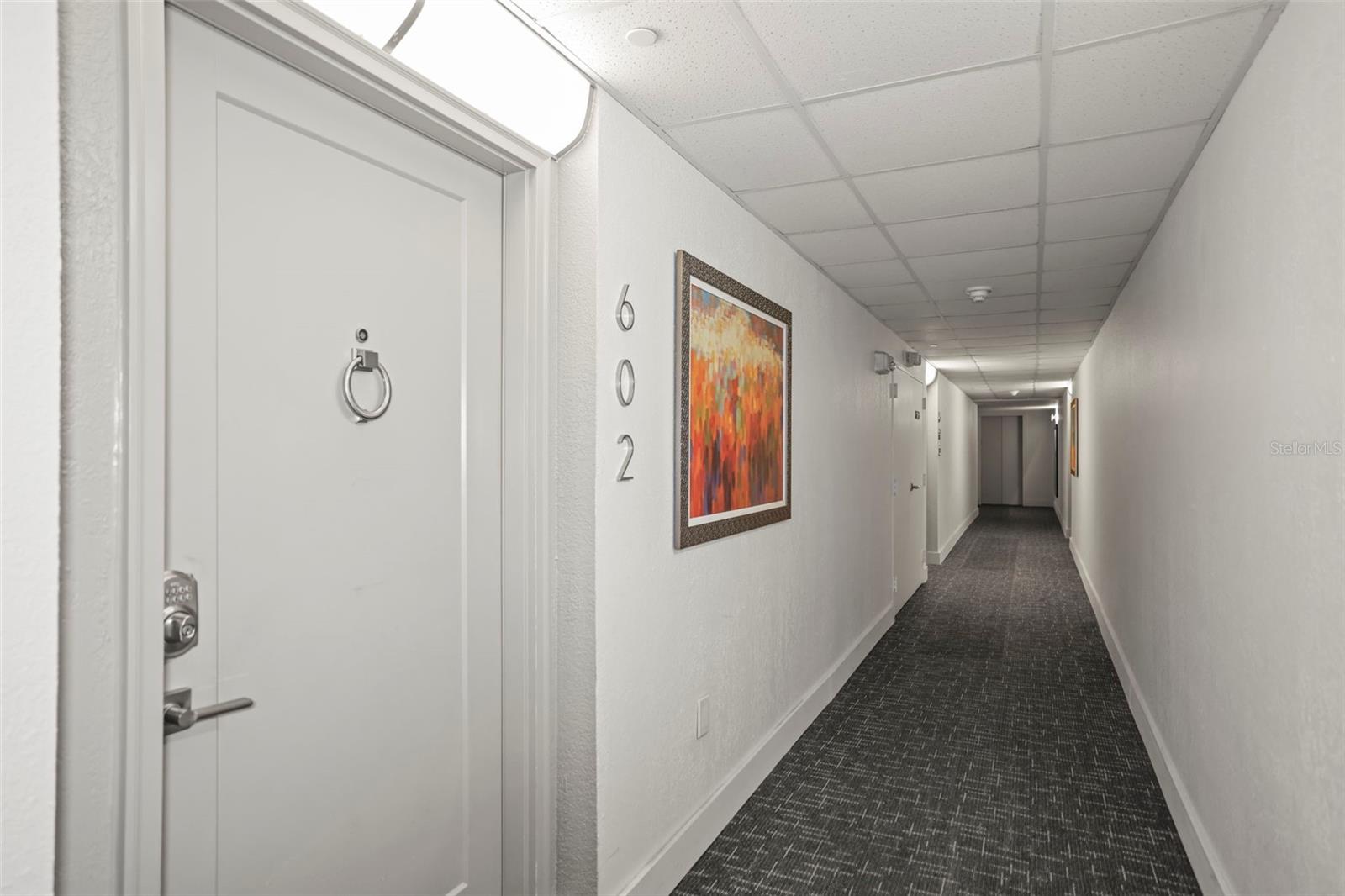 Image 32 of 63 For 400 Island Way 602