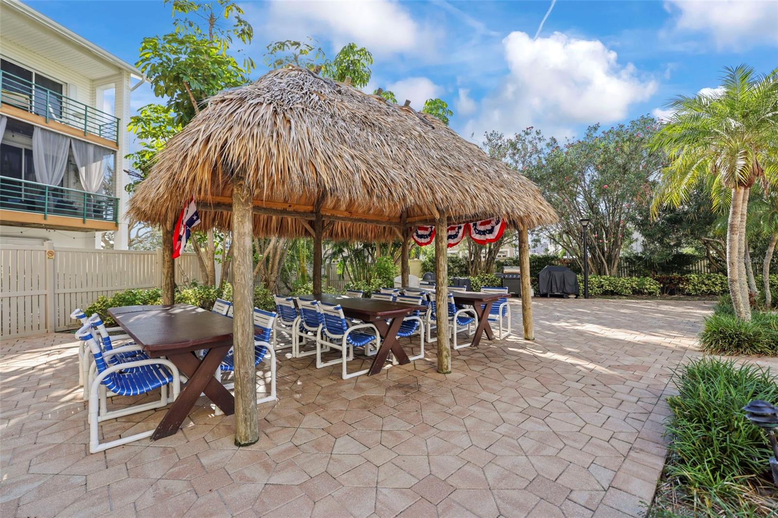 Image 42 of 63 For 400 Island Way 602