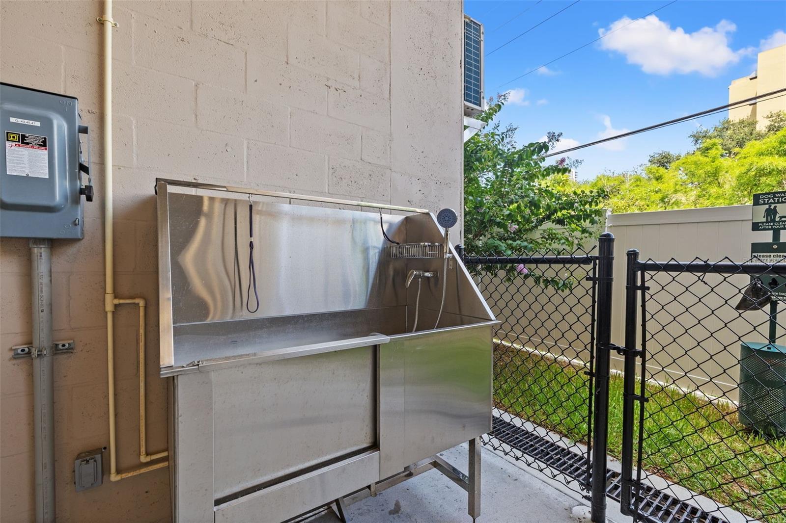 Image 20 of 22 For 600 3rd Avenue S 203