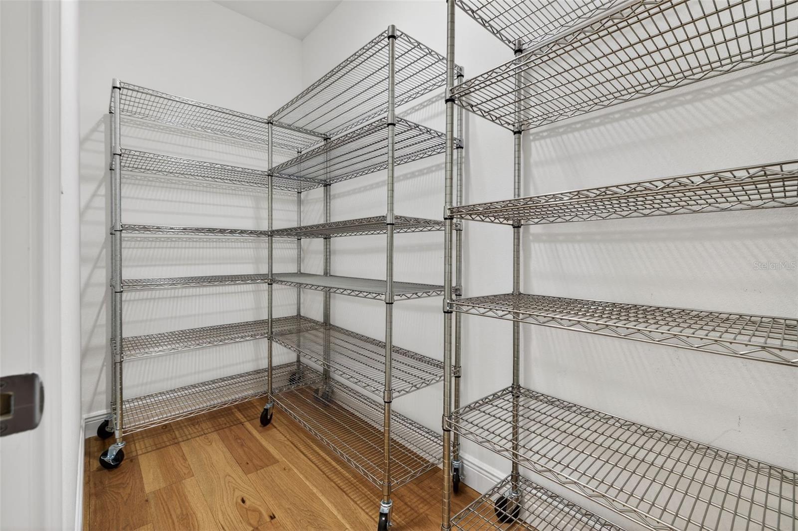 Image 7 of 22 For 600 3rd Avenue S 203