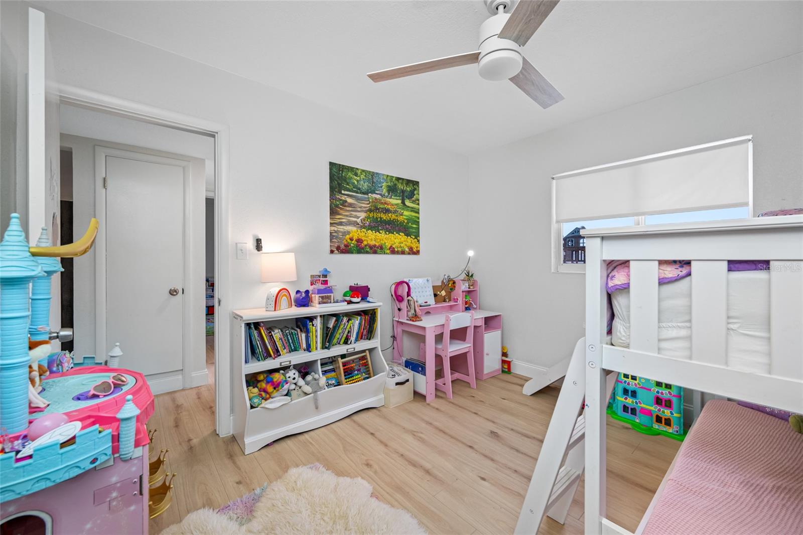 Image 10 of 18 For 1268 Robin Hood Lane