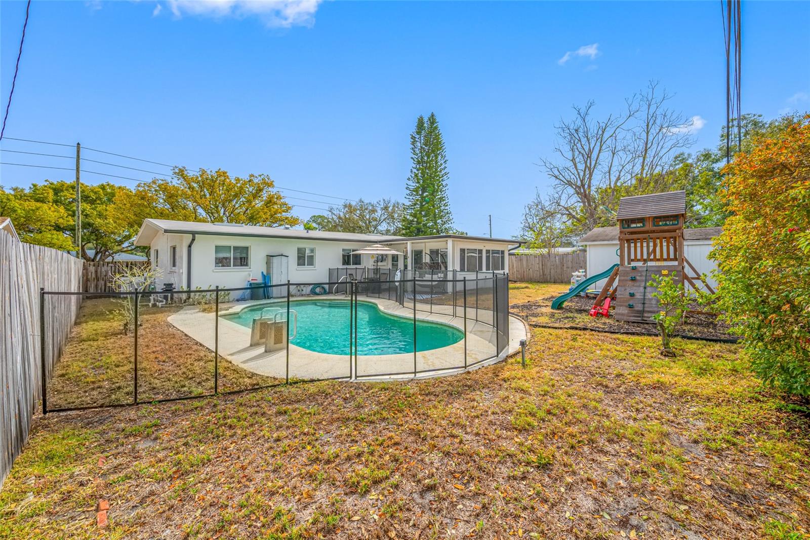 Image 17 of 18 For 1268 Robin Hood Lane