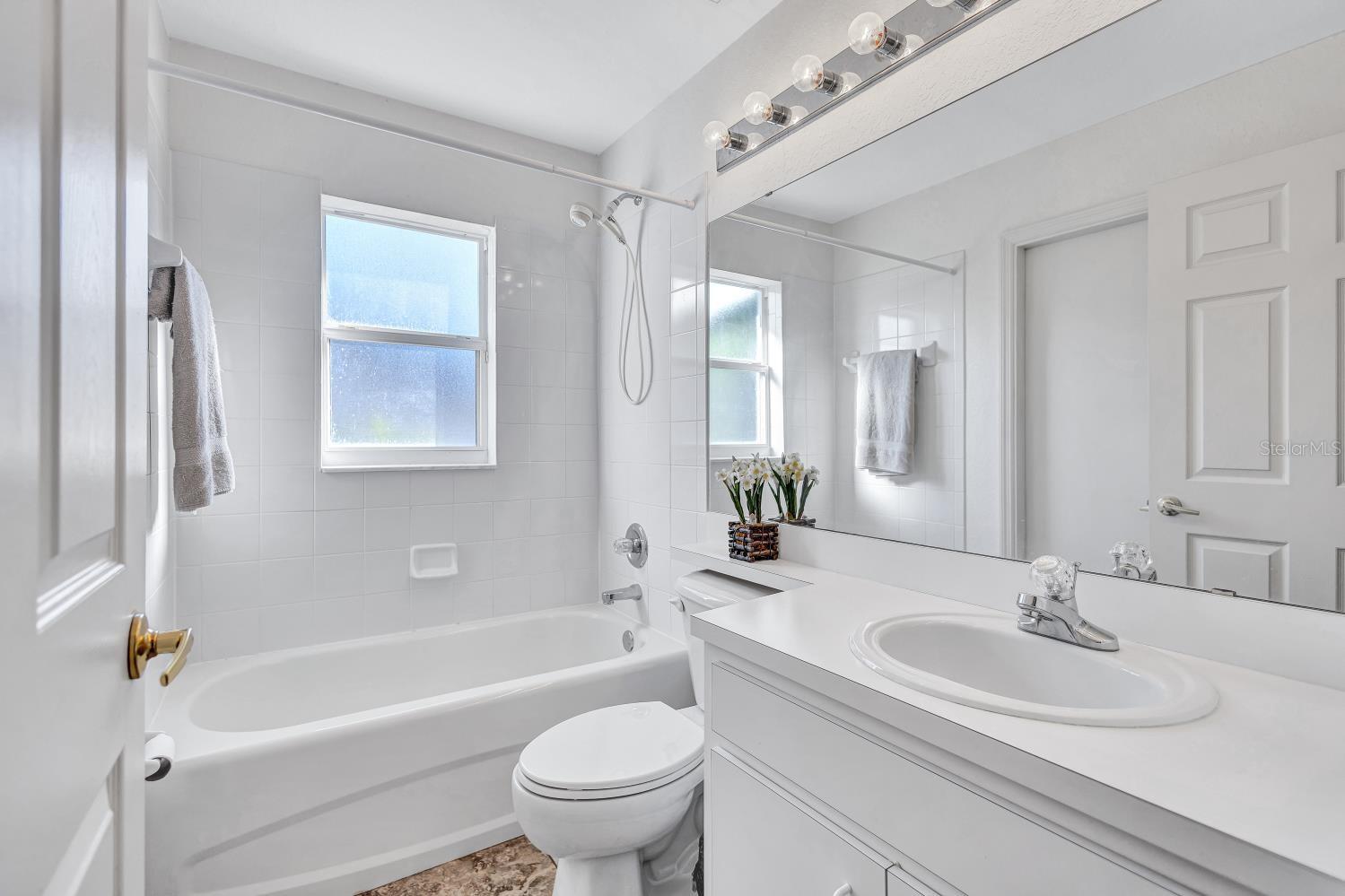 Image 11 of 22 For 317 Carriage Crossing Circle