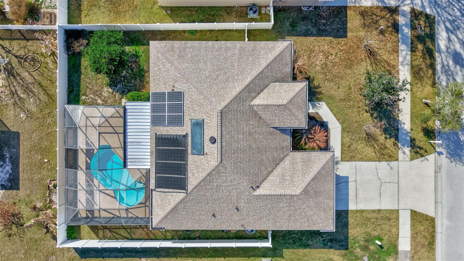 Image 4 of 22 For 317 Carriage Crossing Circle