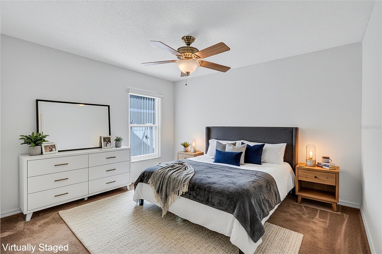 Image 5 of 22 For 317 Carriage Crossing Circle