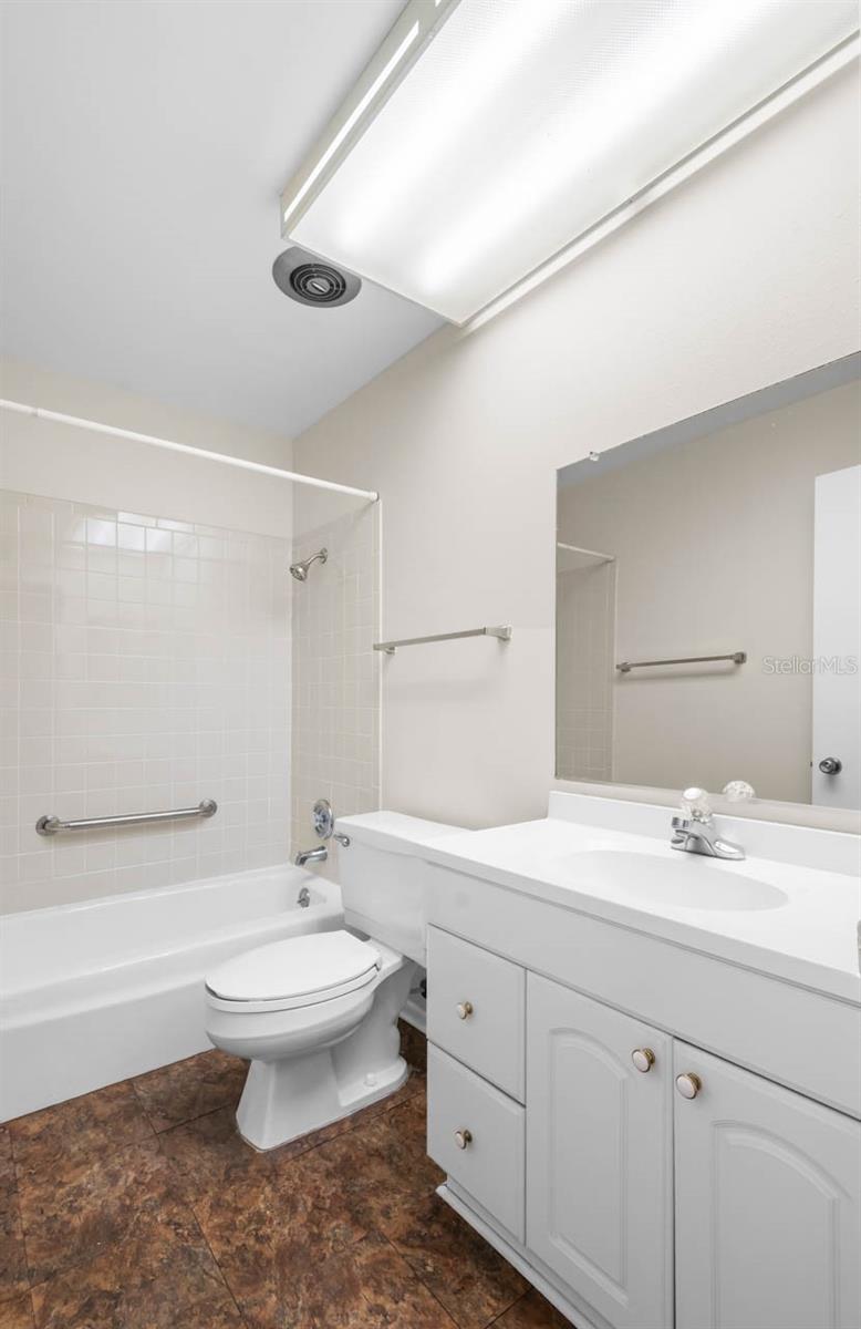 Image 17 of 60 For 1513 Arrowhead Drive