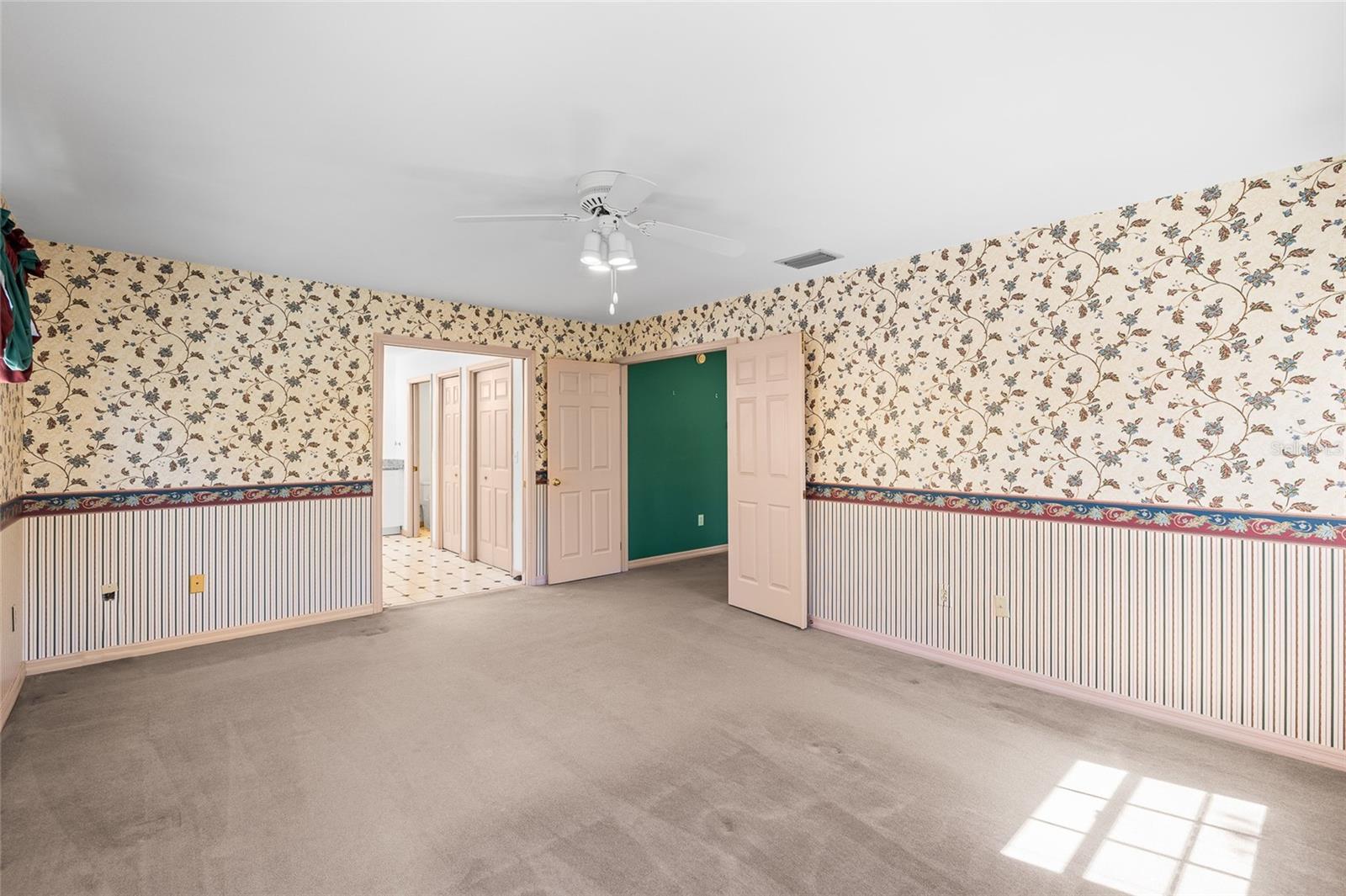 Image 29 of 48 For 6013 Russell Street