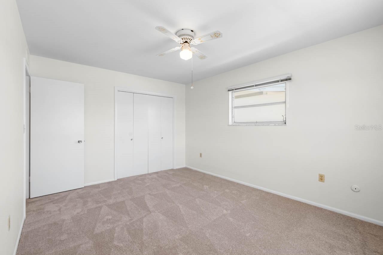 Image 18 of 46 For 1517 Chevy Chase Drive