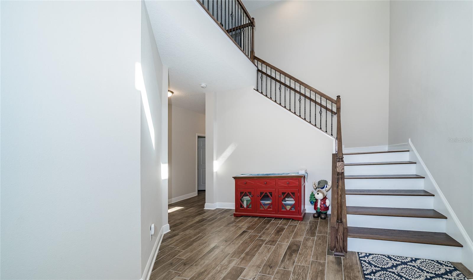 Listing photo id 19 for 16154 Monterey Greens Circle