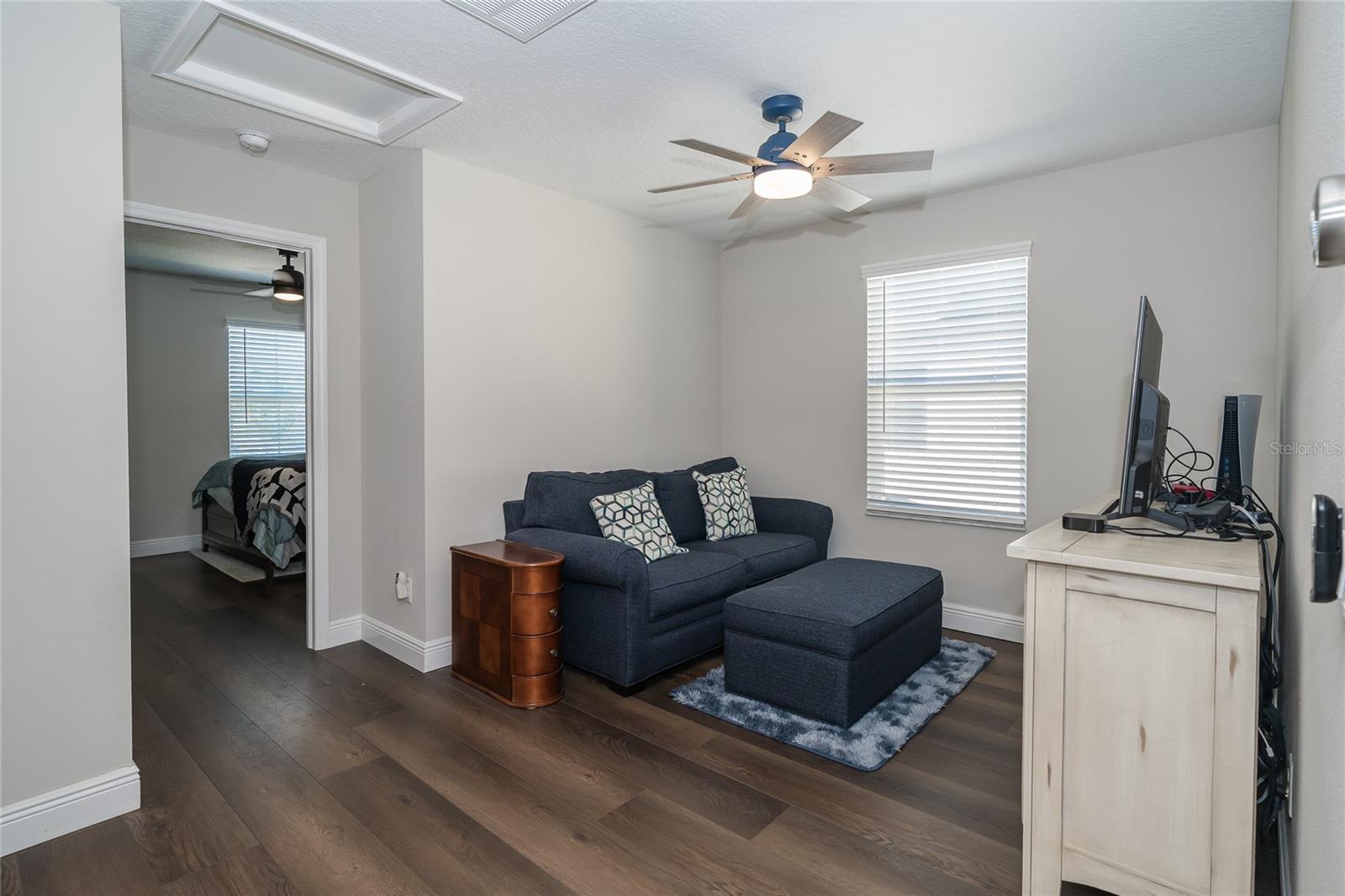 Listing photo id 21 for 16154 Monterey Greens Circle