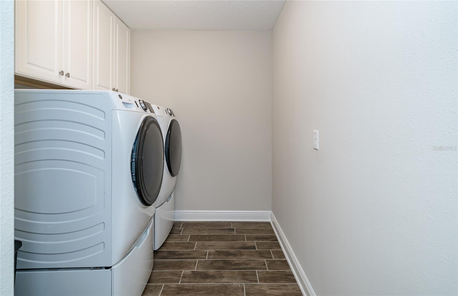 Listing photo id 25 for 16154 Monterey Greens Circle