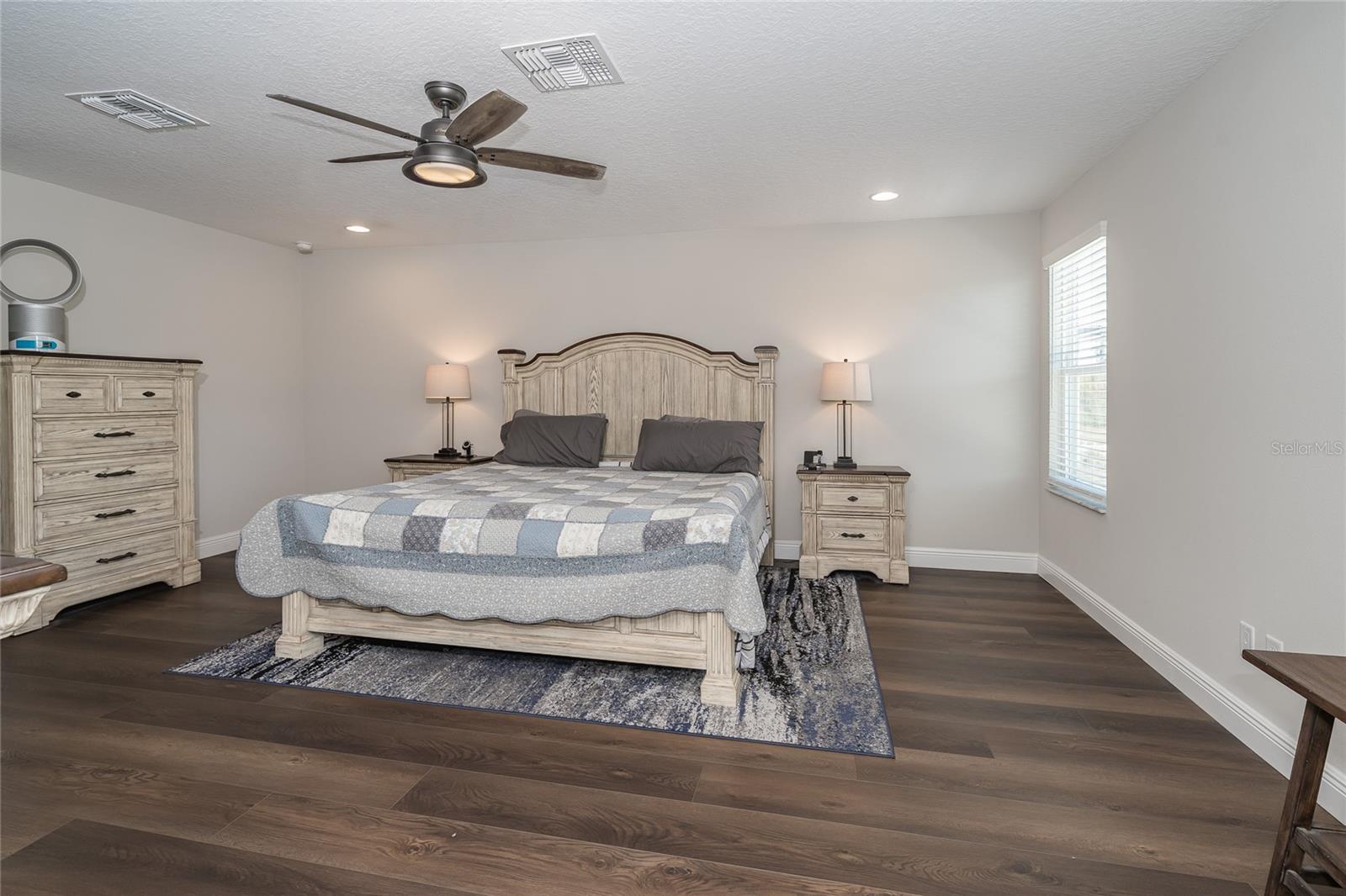 Listing photo id 27 for 16154 Monterey Greens Circle