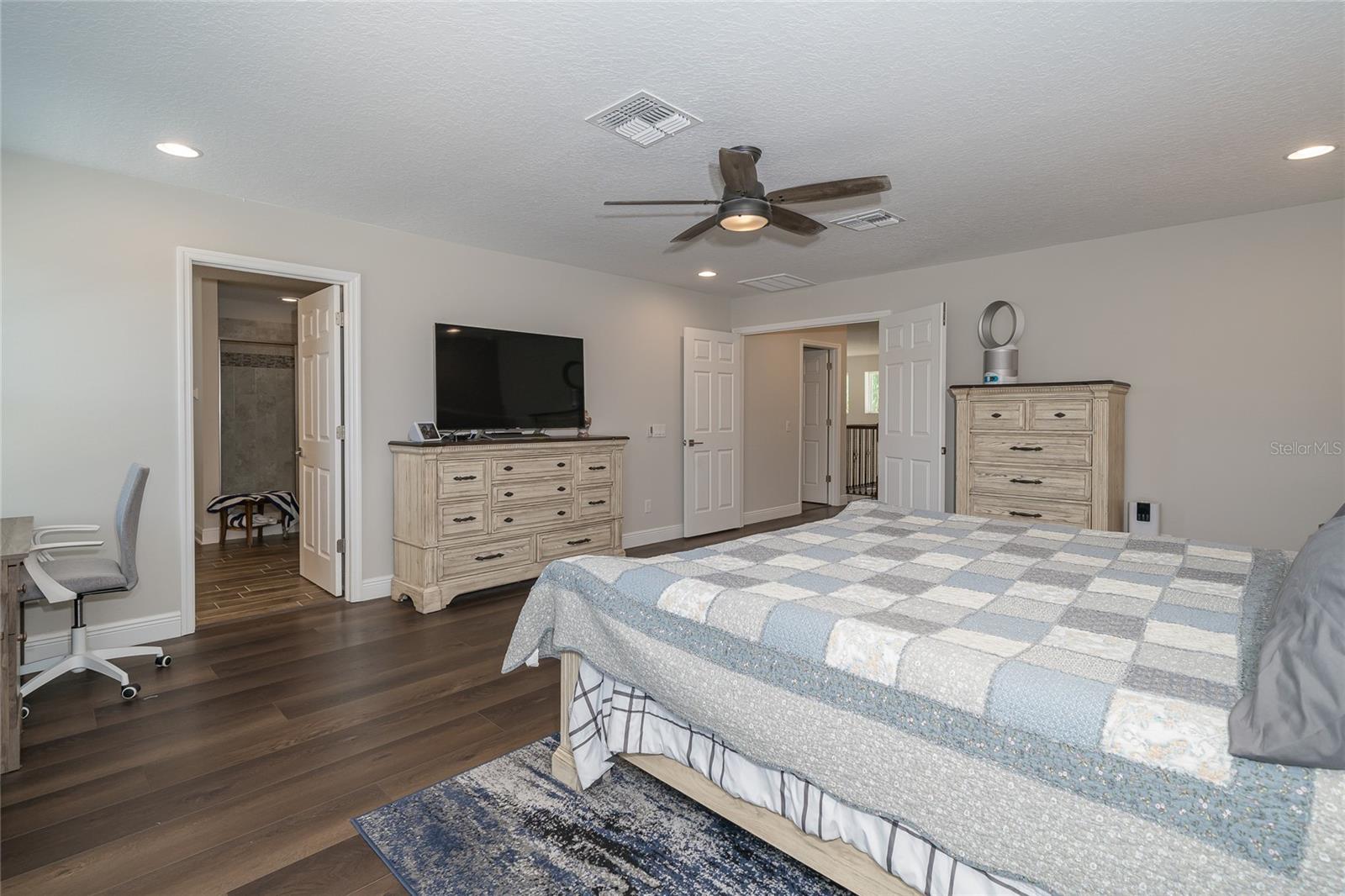 Listing photo id 28 for 16154 Monterey Greens Circle