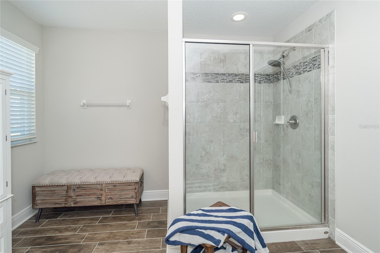 Listing photo id 30 for 16154 Monterey Greens Circle