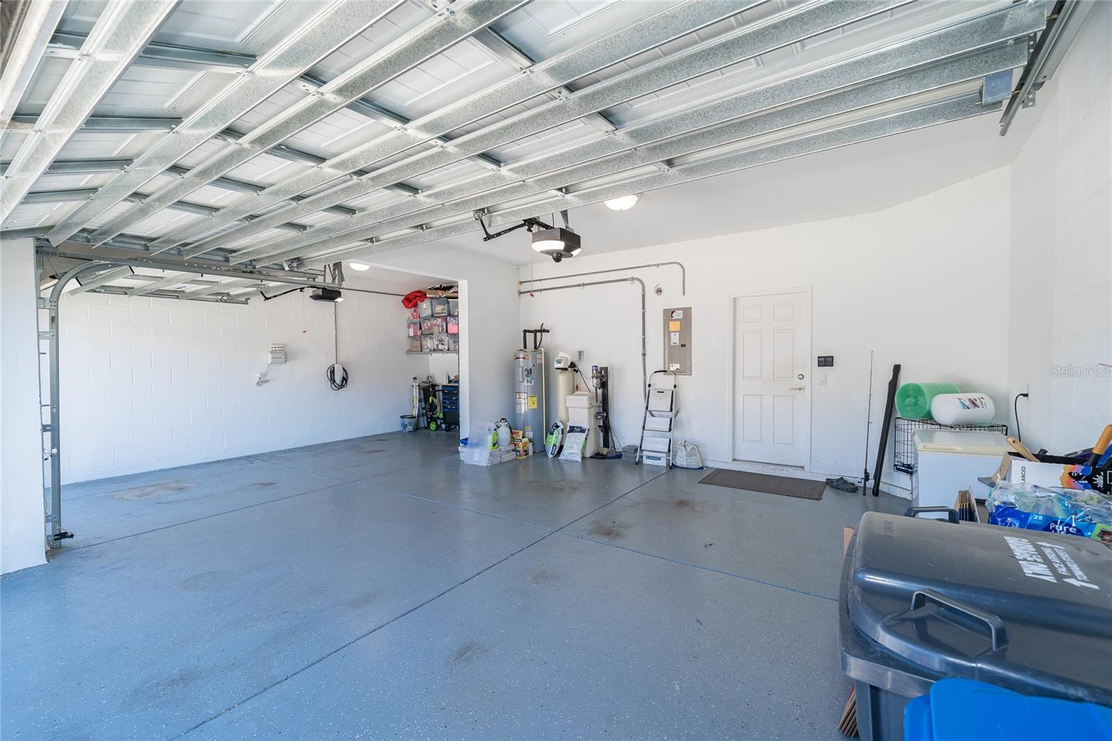 Listing photo id 38 for 16154 Monterey Greens Circle