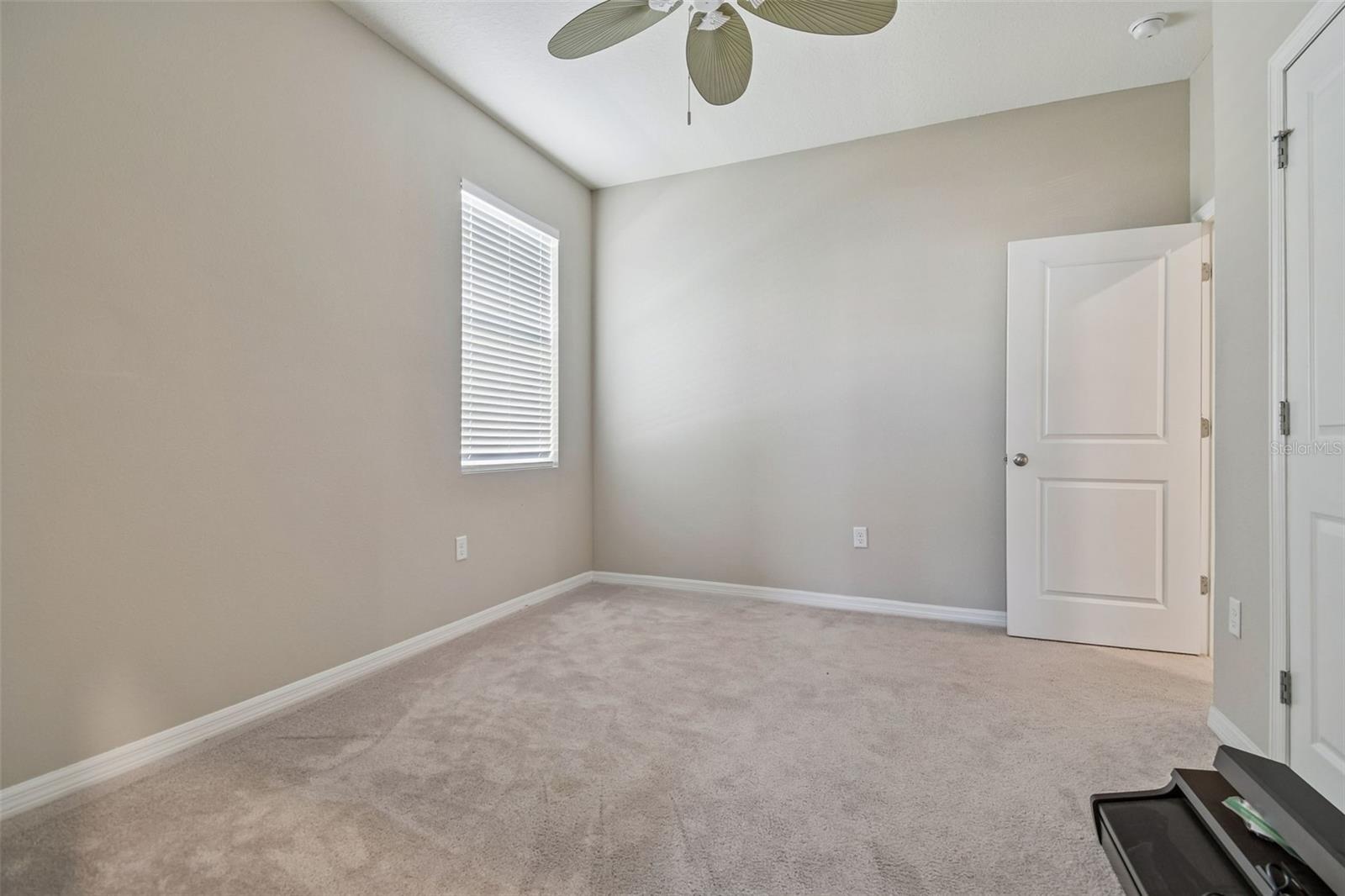 Image 38 of 49 For 12436 Shining Willow Street