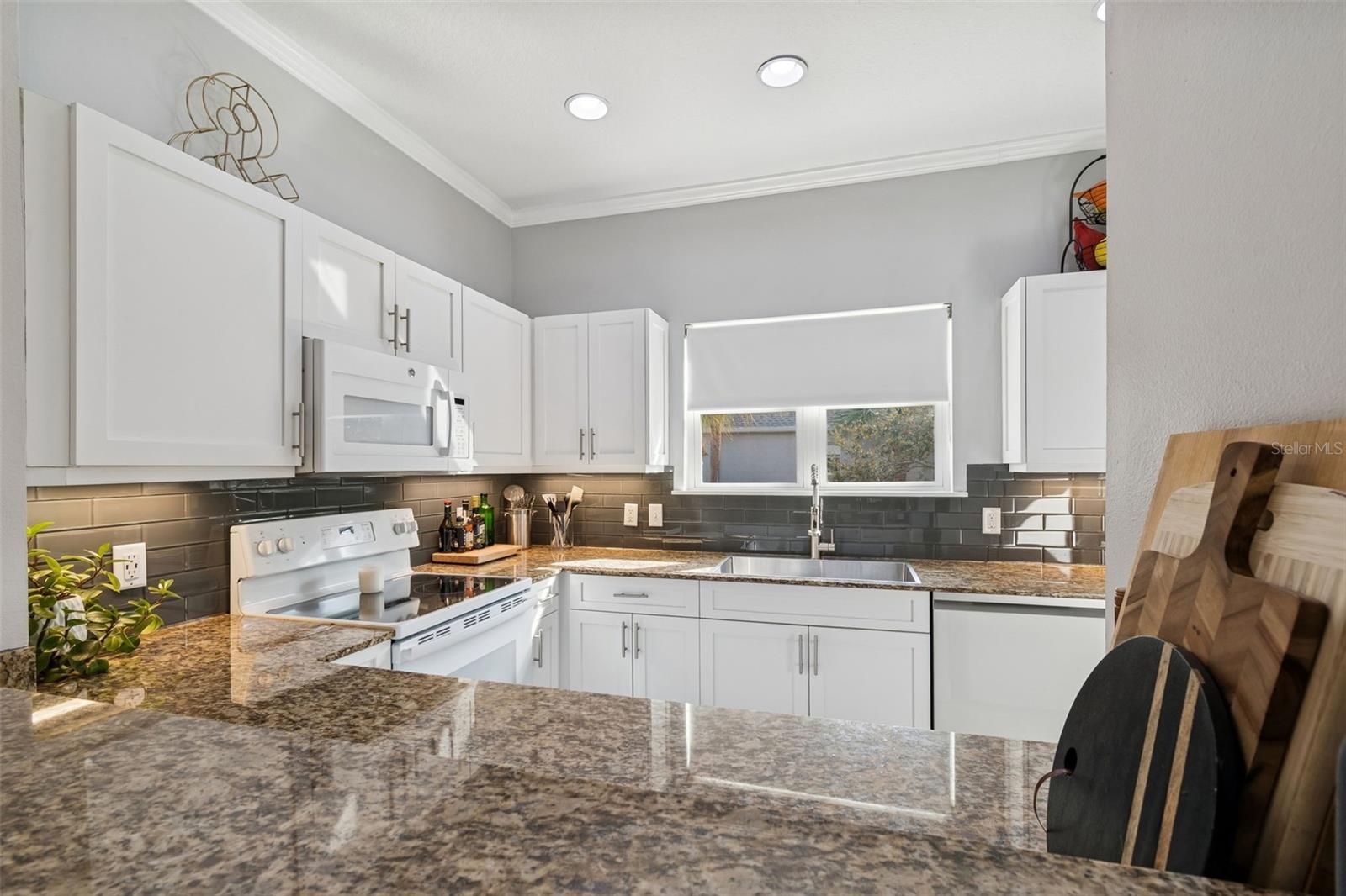 Image 15 of 66 For 5321 Escena Court