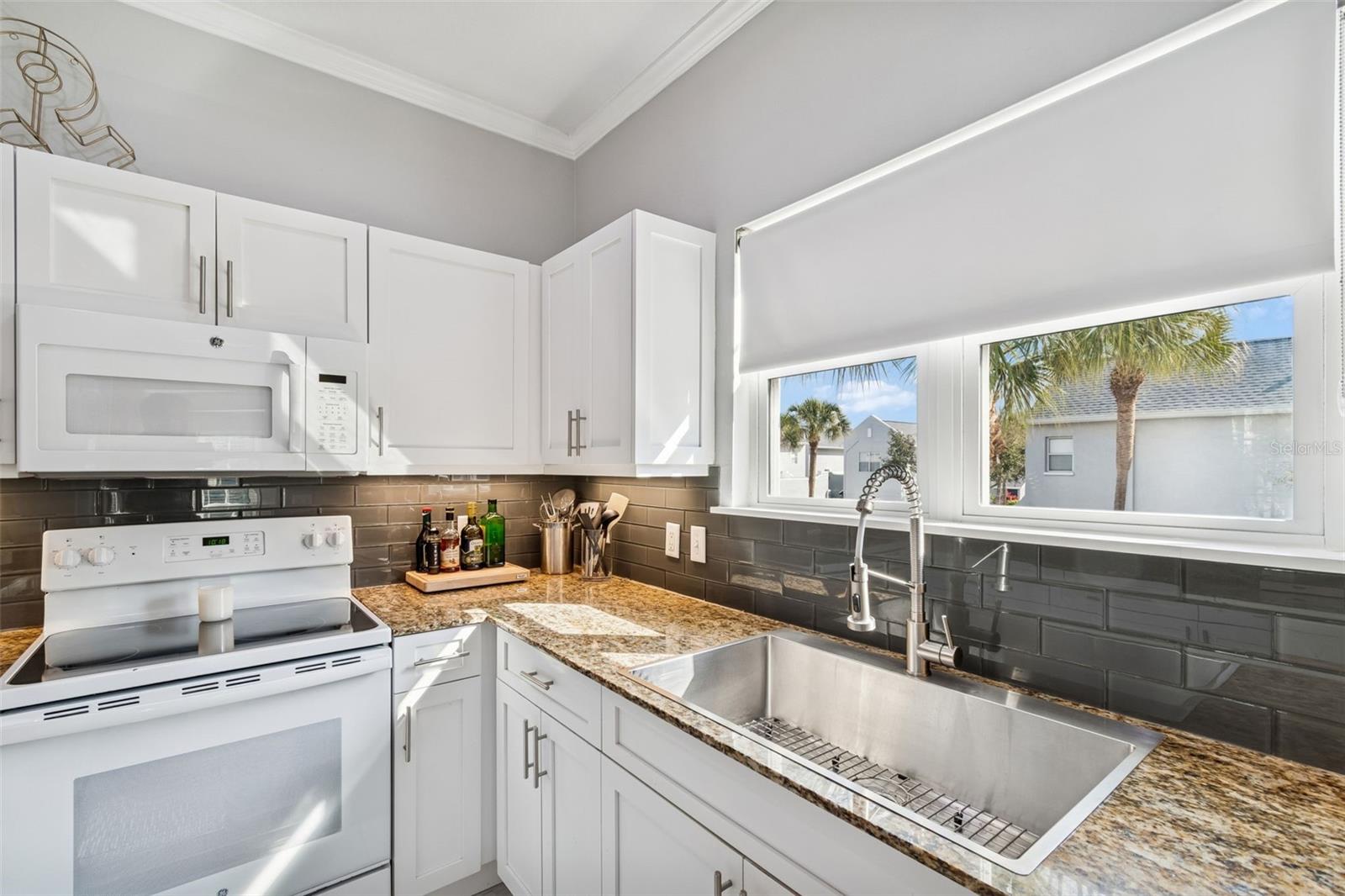 Image 17 of 66 For 5321 Escena Court