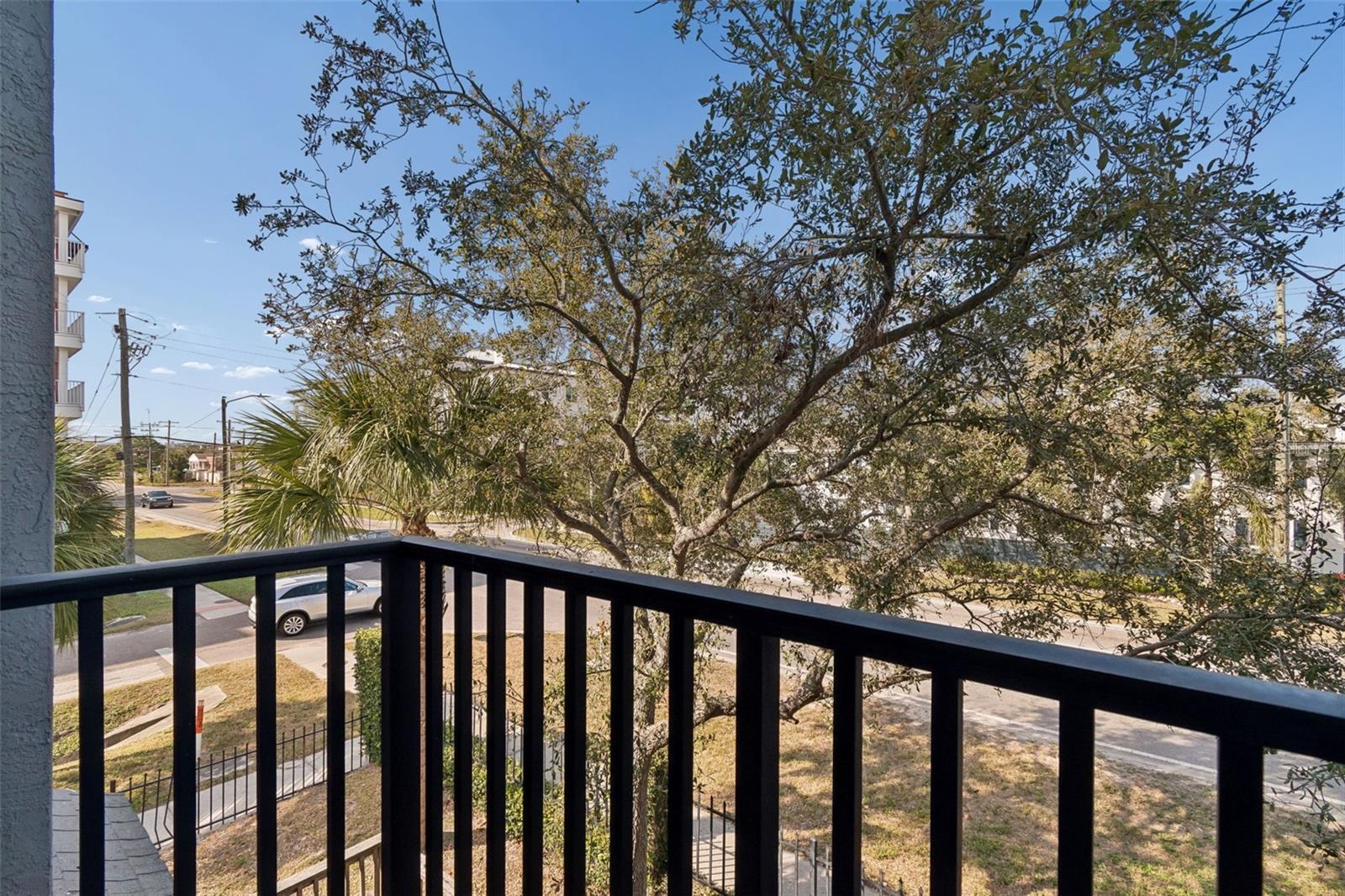 Image 21 of 66 For 5321 Escena Court