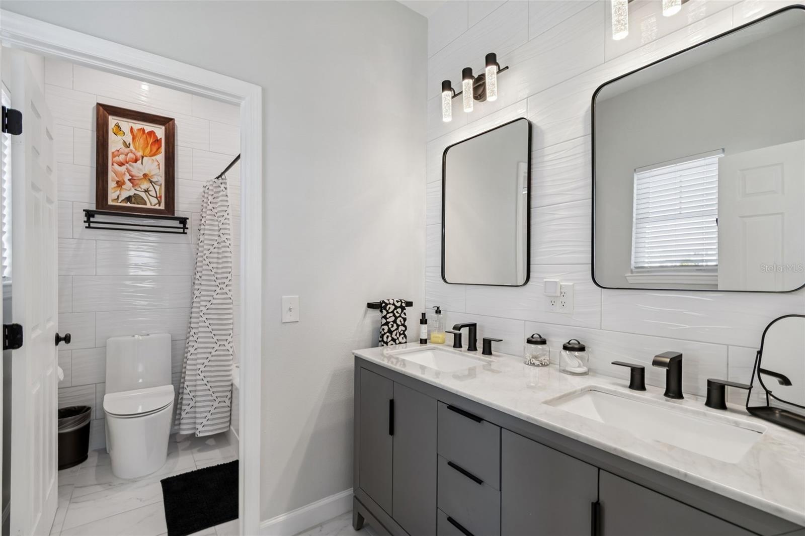 Image 25 of 66 For 5321 Escena Court