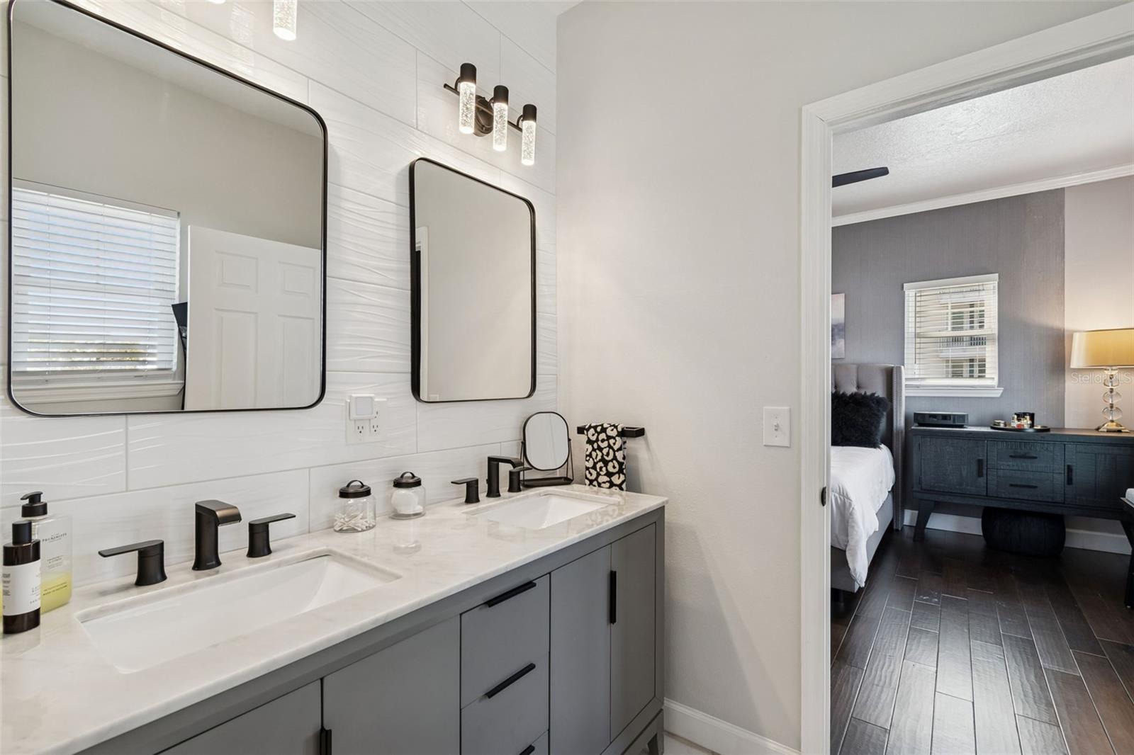 Image 27 of 66 For 5321 Escena Court