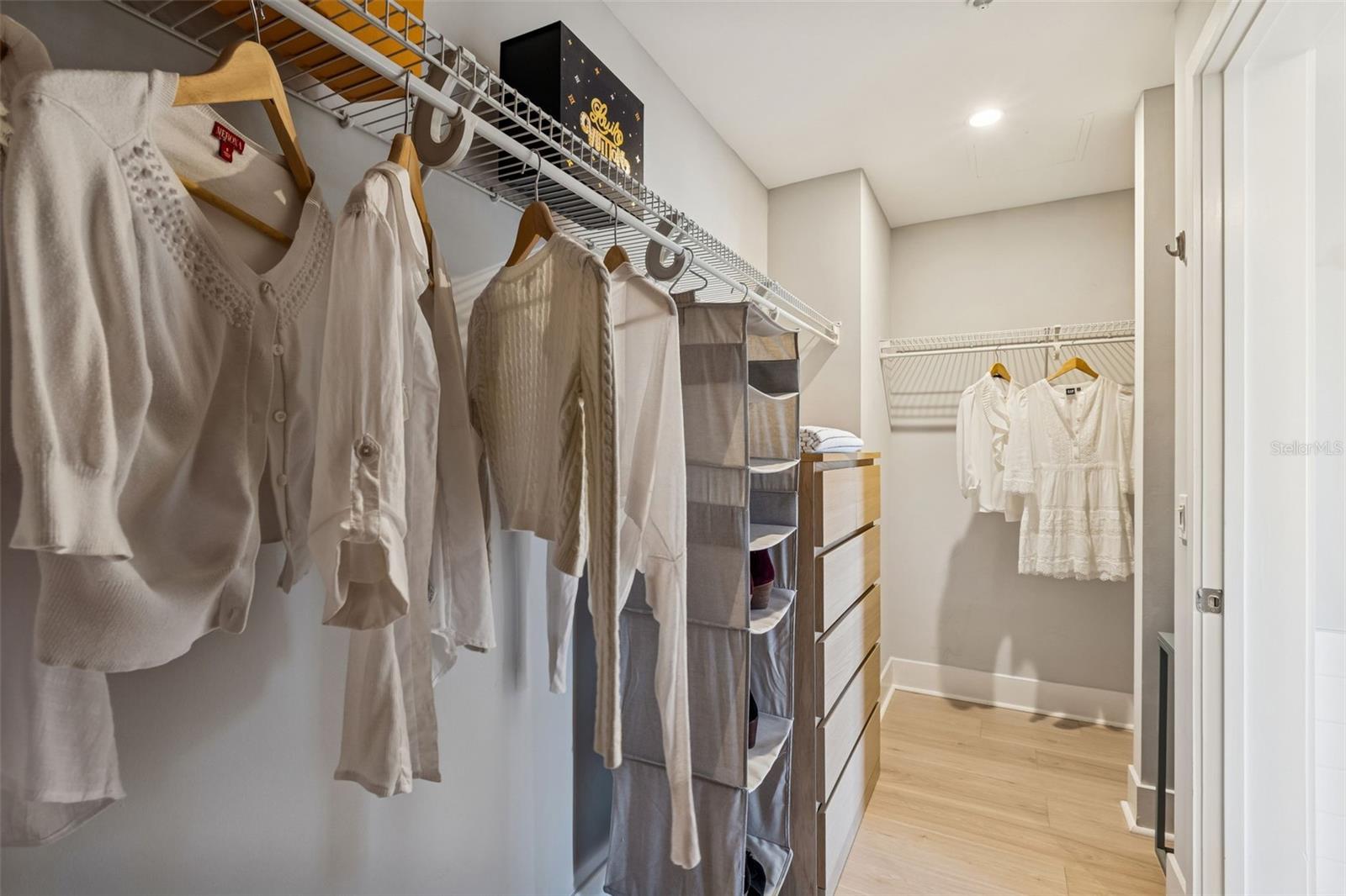 Listing photo id 25 for 111 12th Street 1402