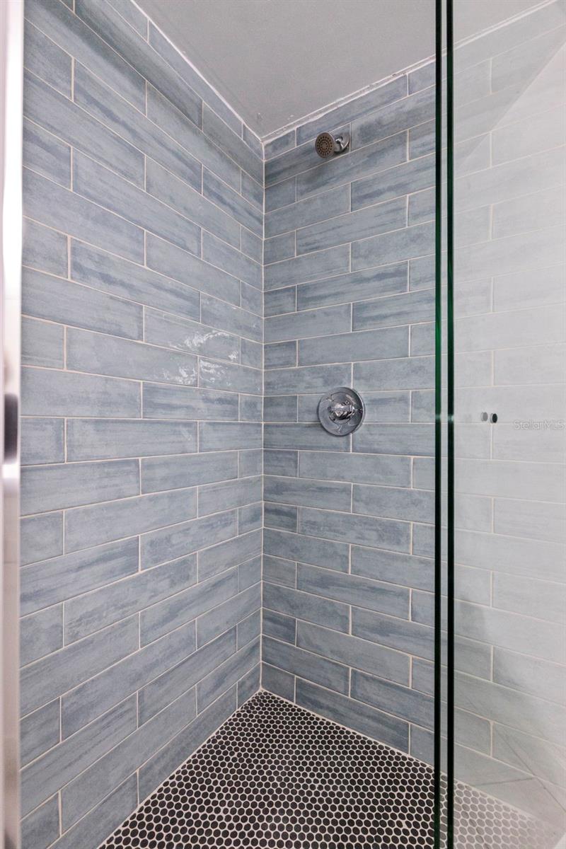 Image 11 of 31 For 4480 Overlook Drive Ne 10