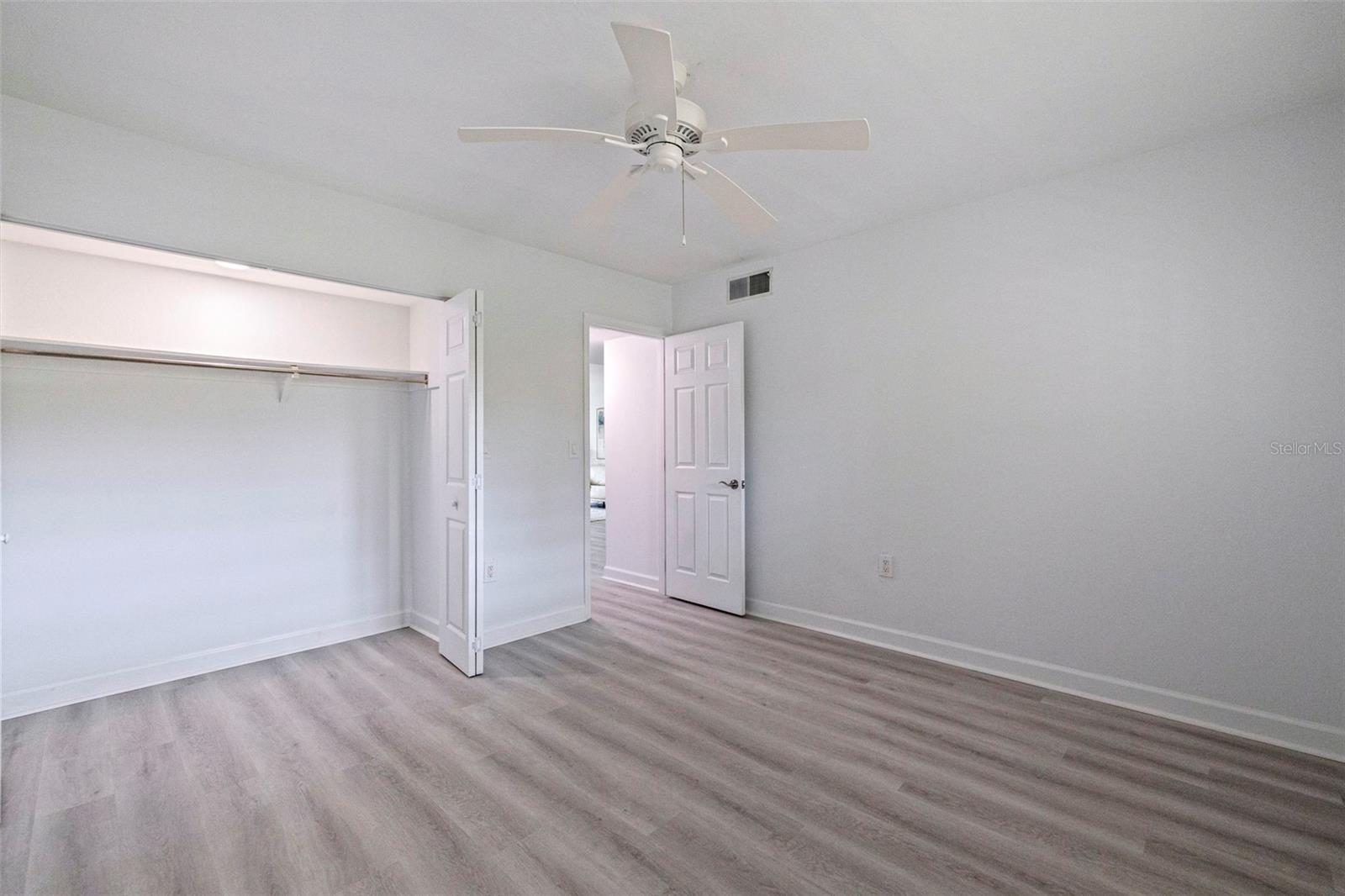 Image 14 of 24 For 4480 Overlook Drive Ne 12