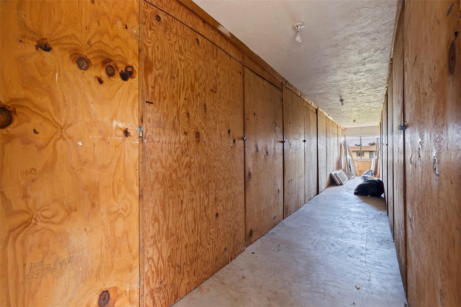 Image 24 of 24 For 4480 Overlook Drive Ne 12